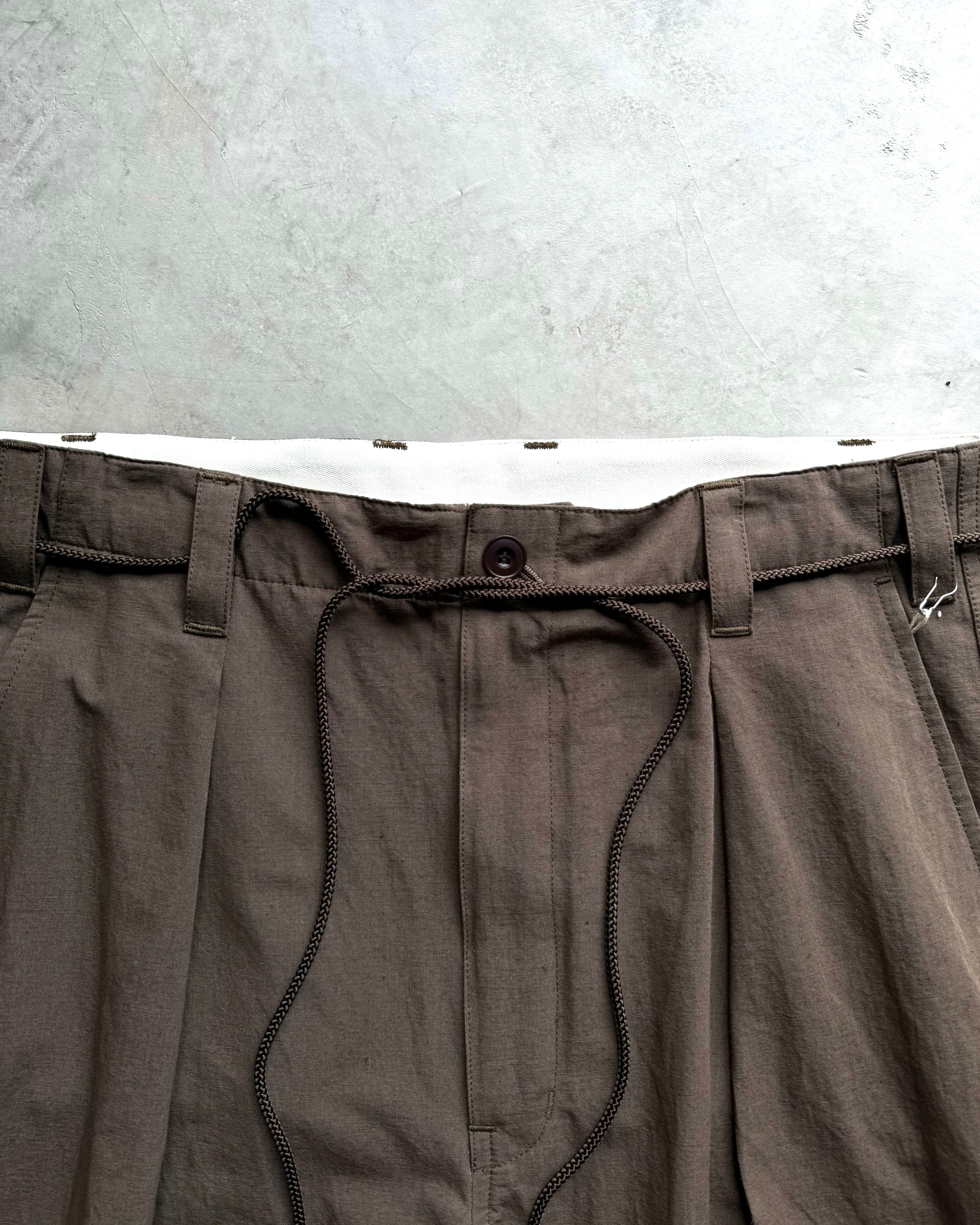 satou / "undou wide pants" - brown
