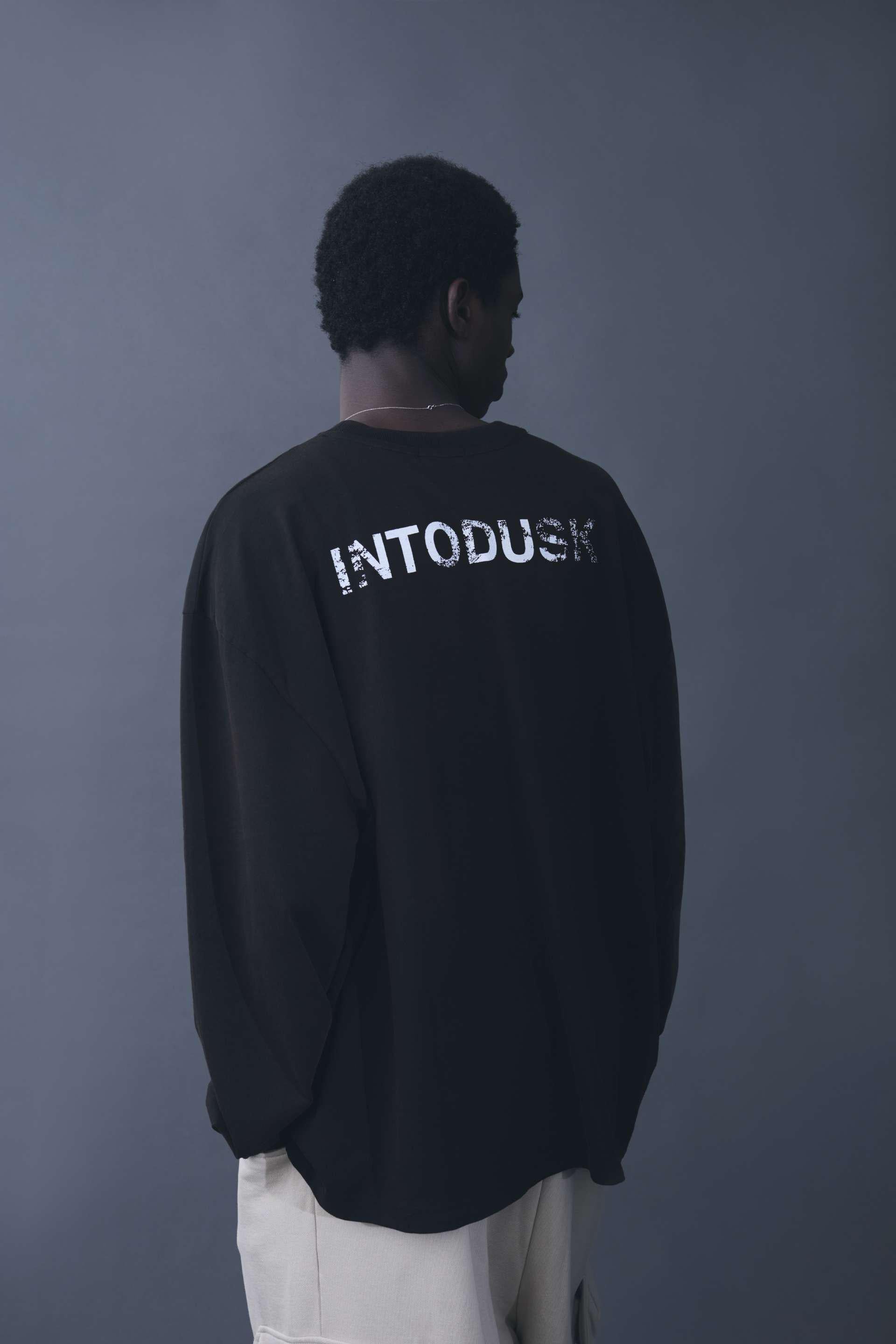 INTODUSK