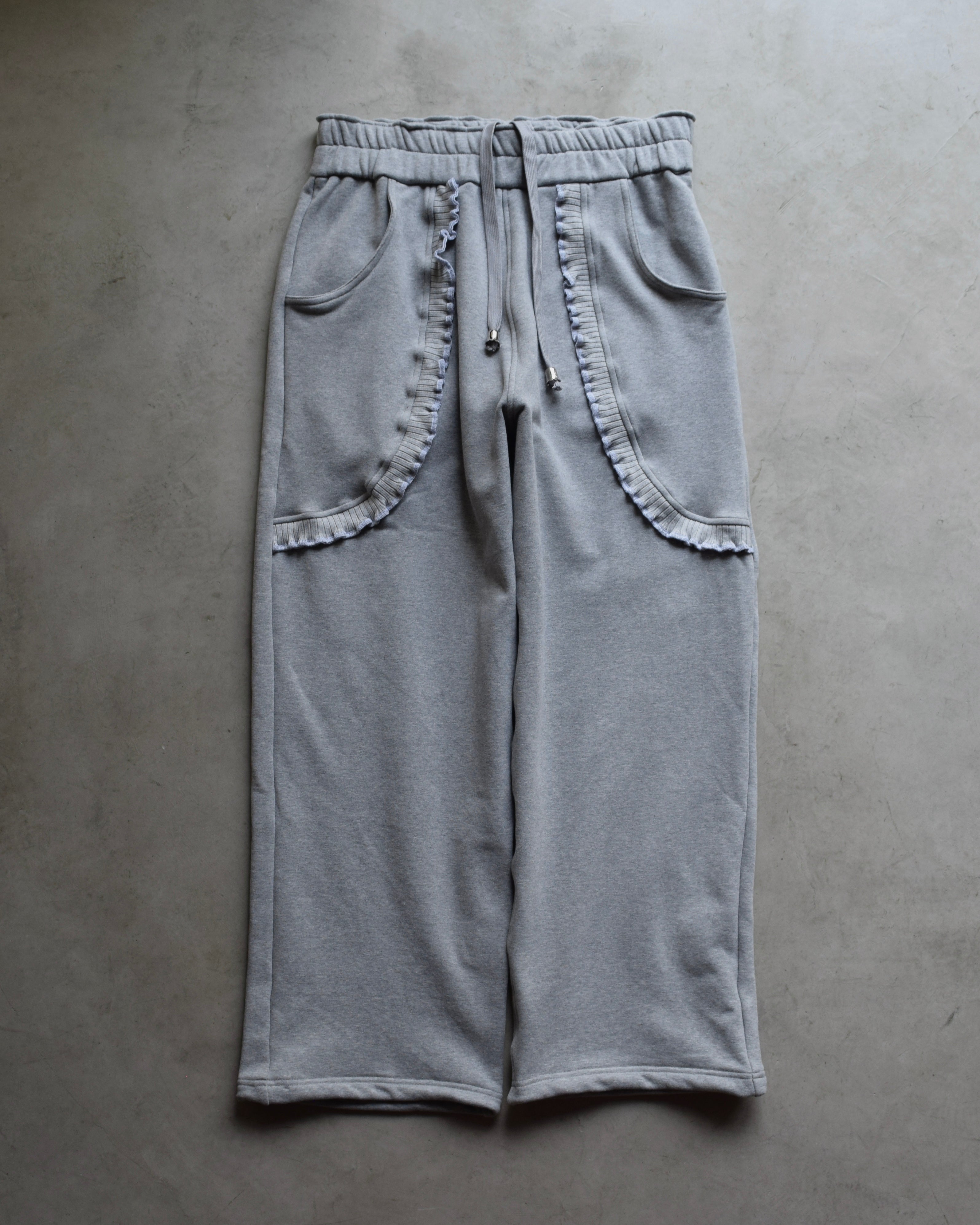 NICK GEAR / Frill Sweat Pants - GRAY