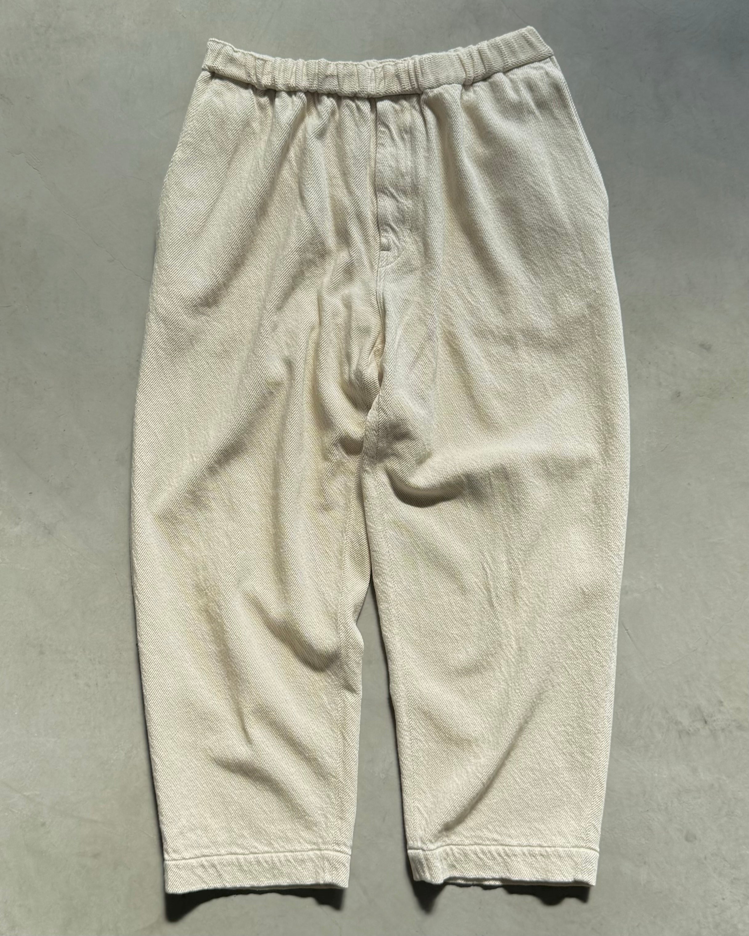 ADBLANC / WIDE TAPERD EASY PANT - WHITE