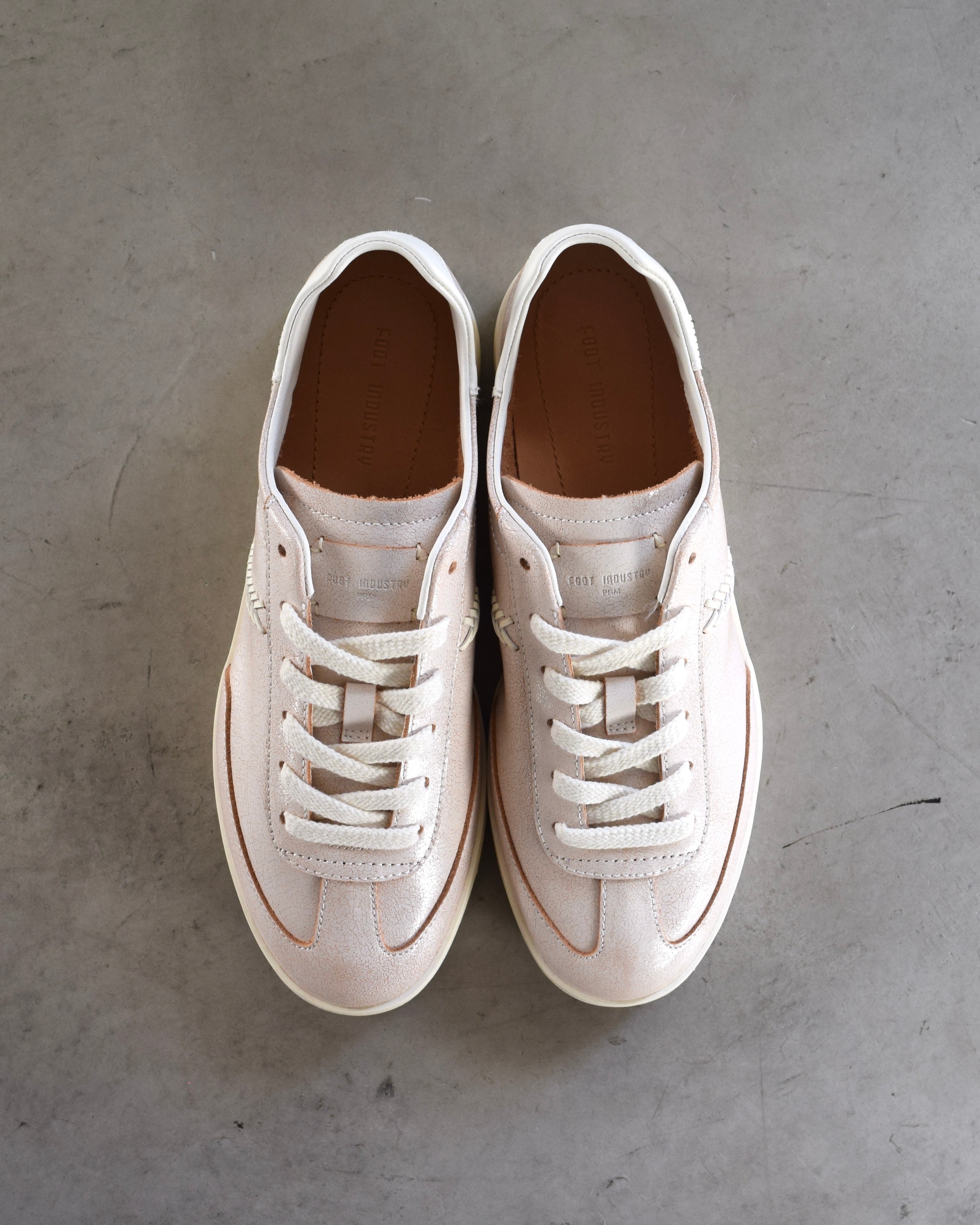 FOOT INDUSTRY / GAT - LIGHT BEIGE