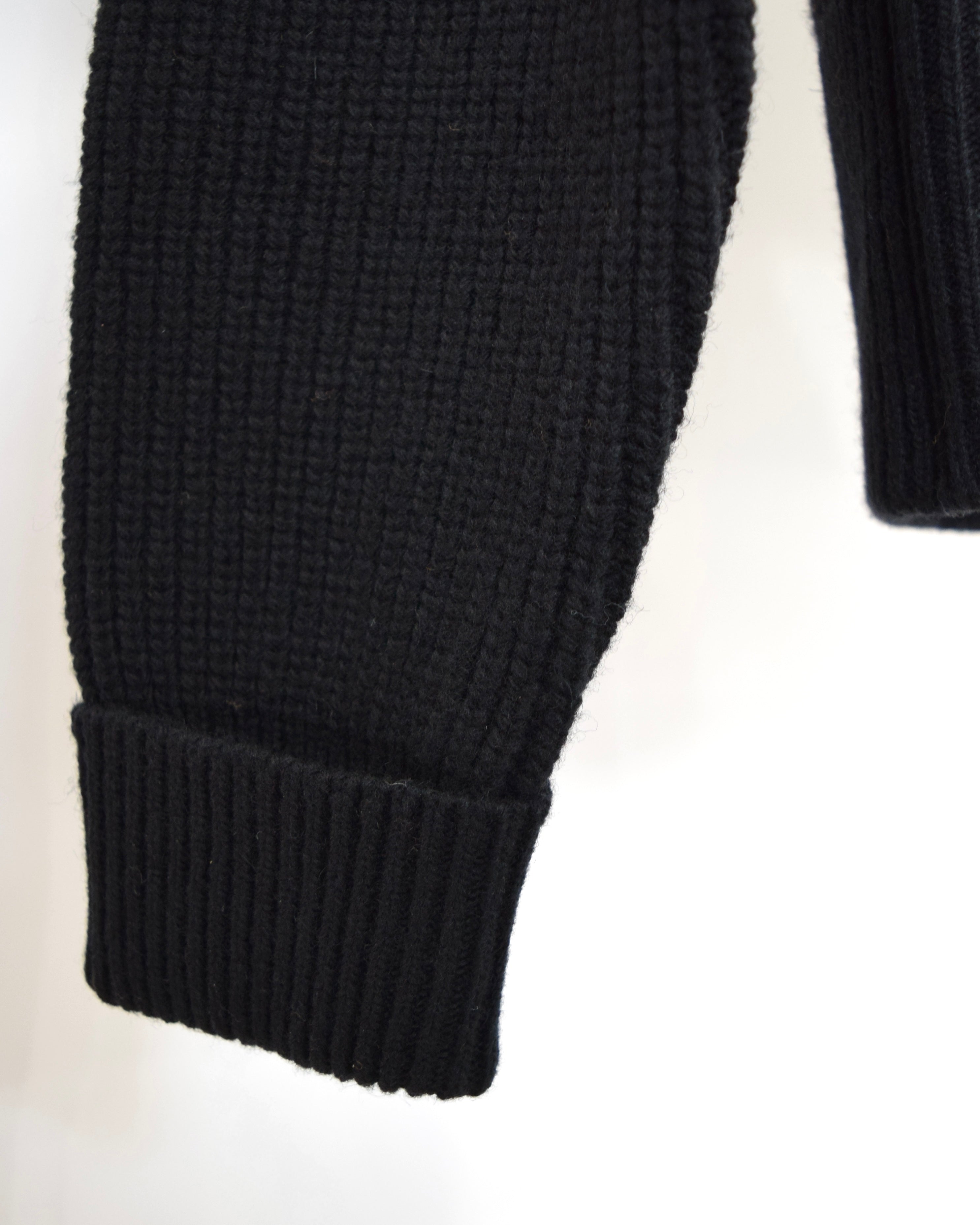 satou / "half zip tokkuri knit" - black