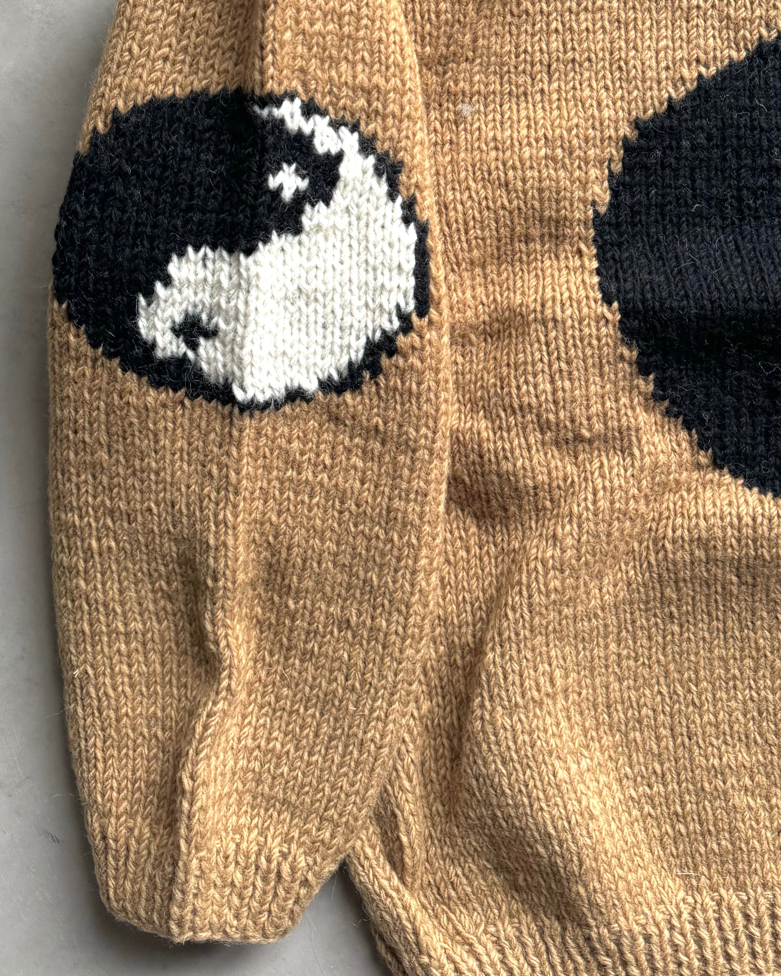 MacMahon Knitting Mills / Crew Neck Knit-Big Yin&Yang - BEIGE