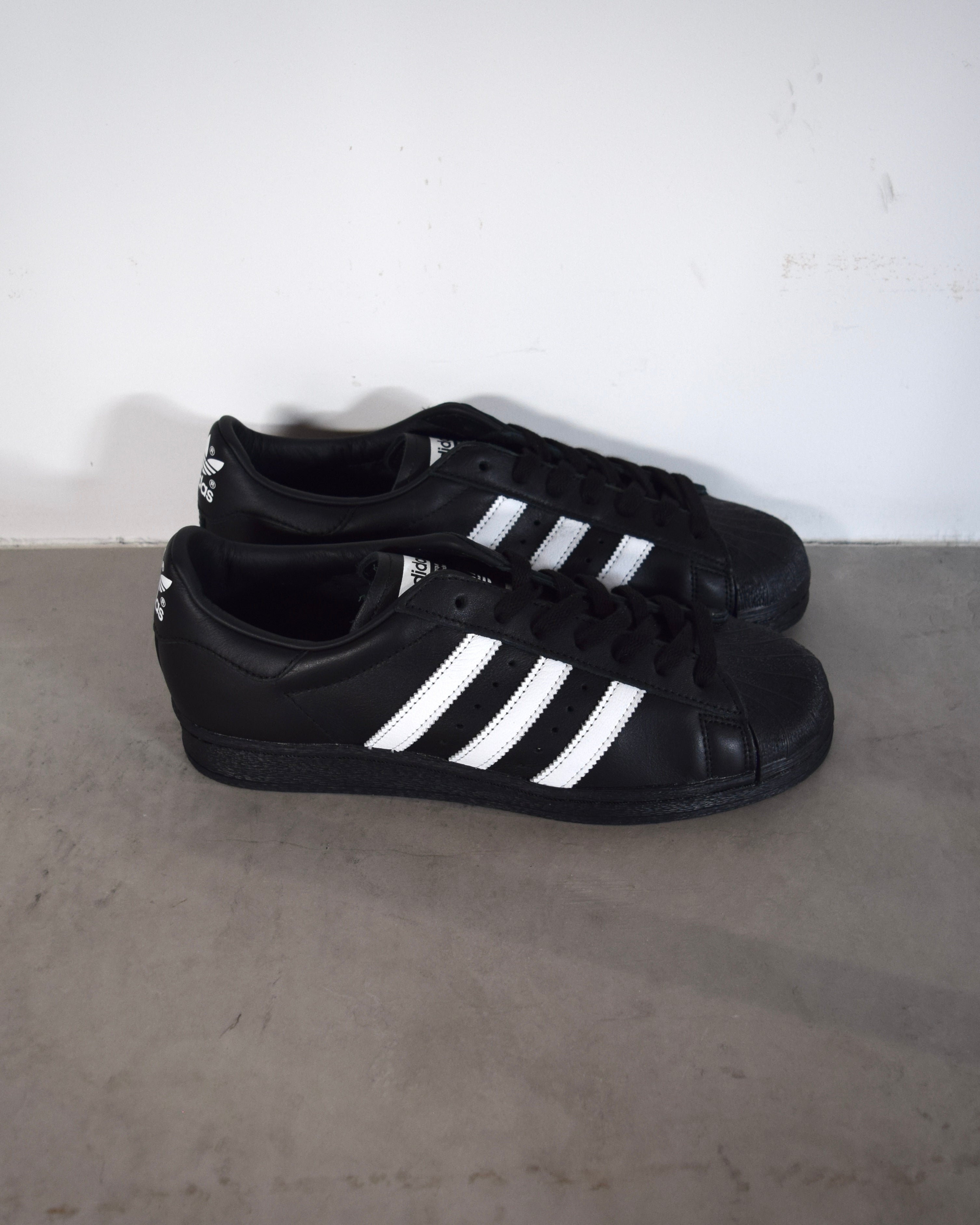 ADIDAS / SUPERSTAR 82 - BLACK