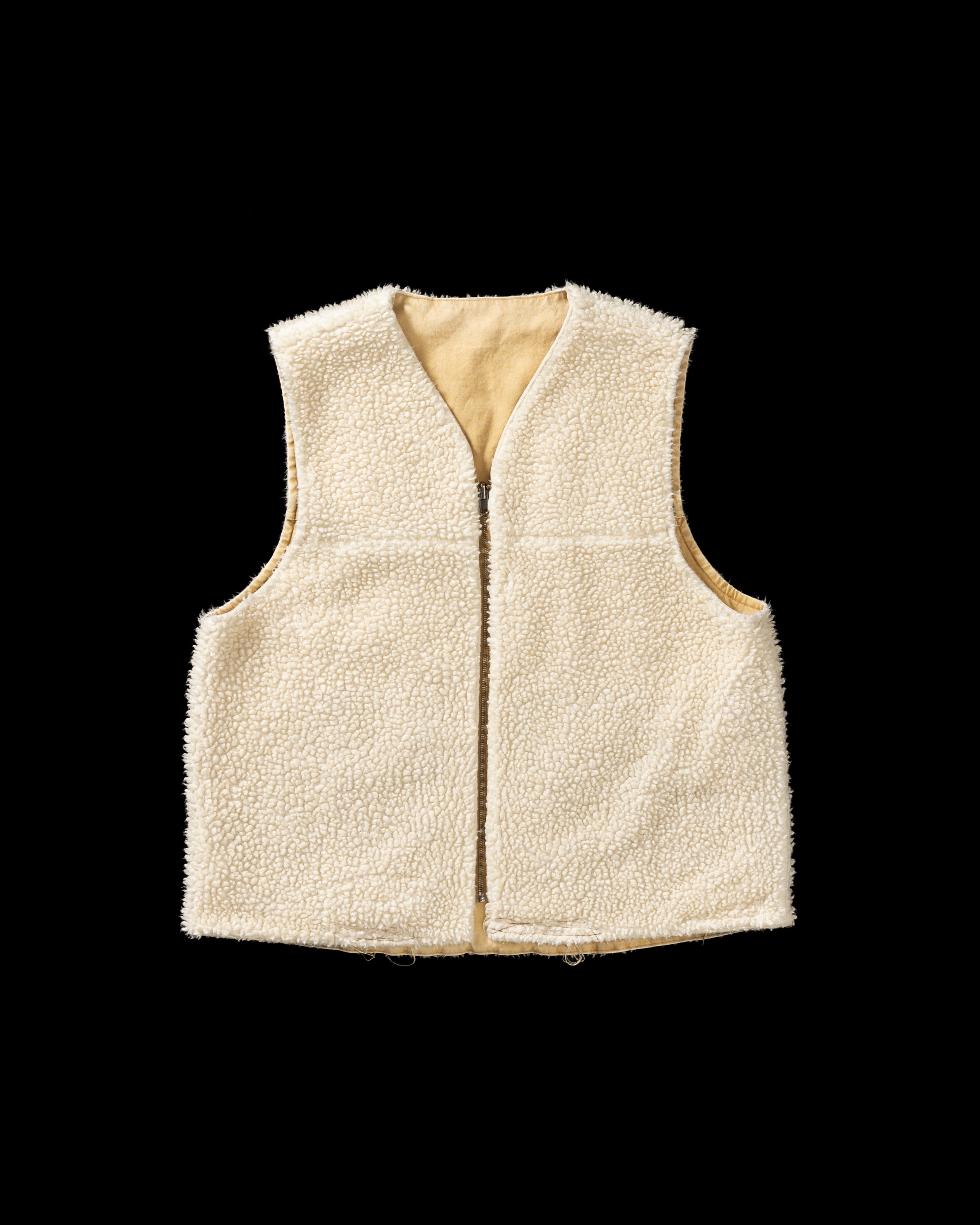 ANACHRONORM / REMAKED REVERSIBLE DUCK VEST - YELLOW OCHER