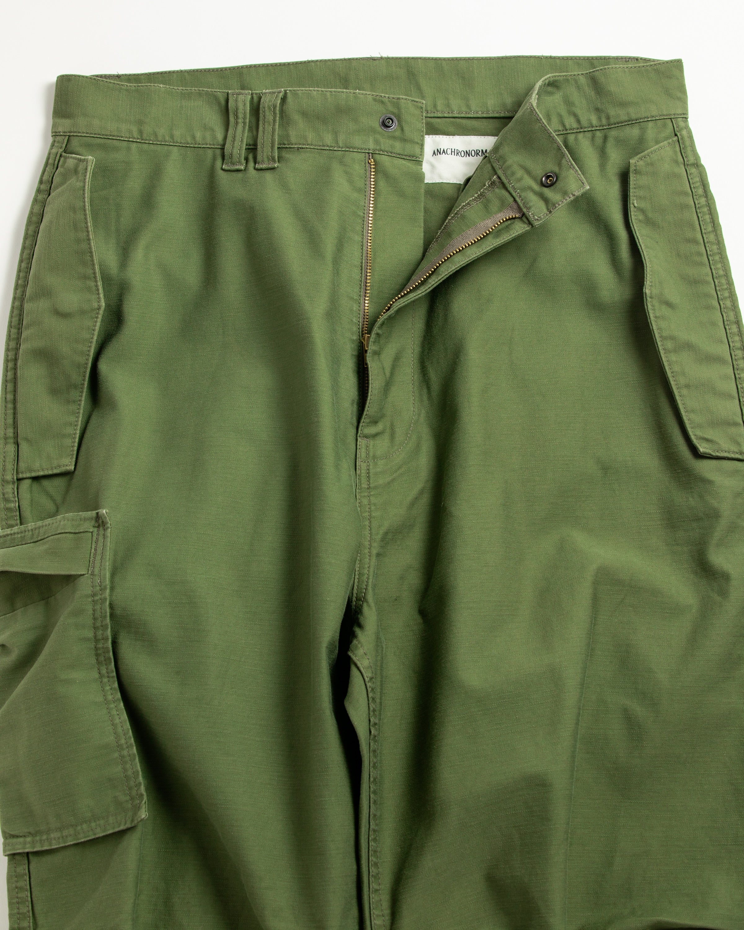 ANACHRONORM / BACK SATIN MILITARY FLAP PANTS OLIVE