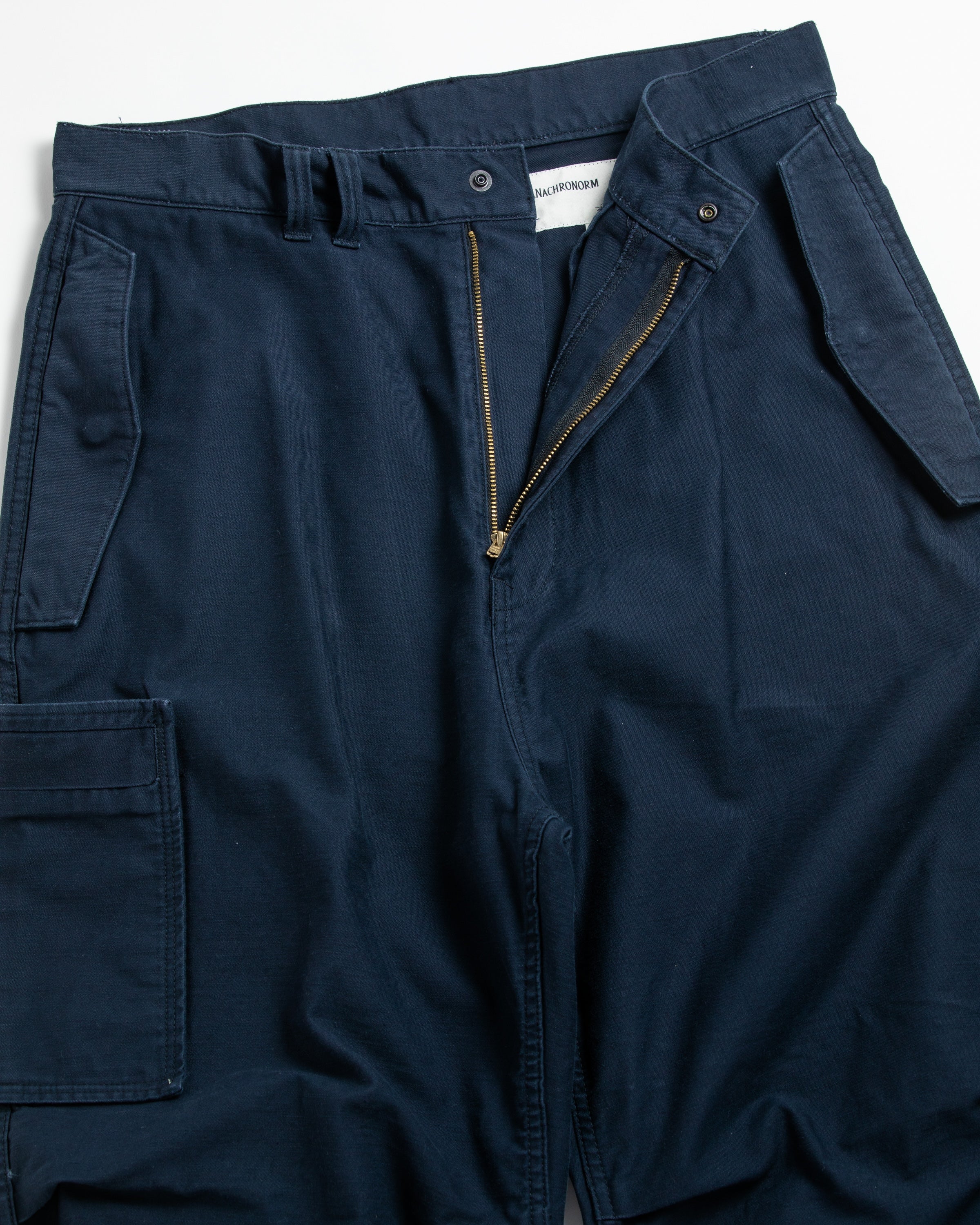 ANACHRONORM / BACK SATIN MILITARY FLAP PANTS NAVY