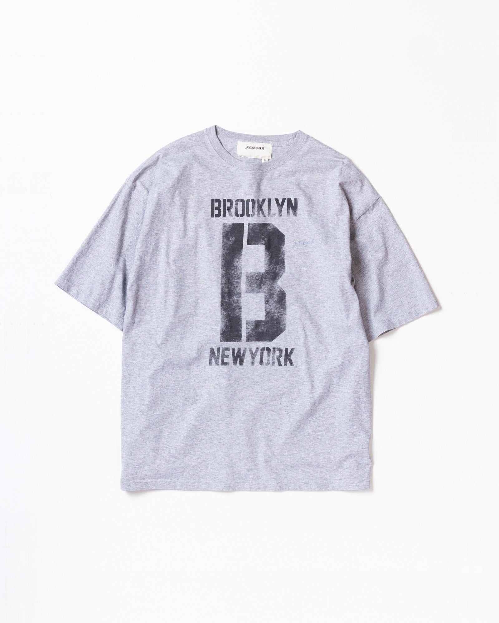 ANACHRONORM / BROOKLYN PRINTED S/S T-S - ASH GRAY