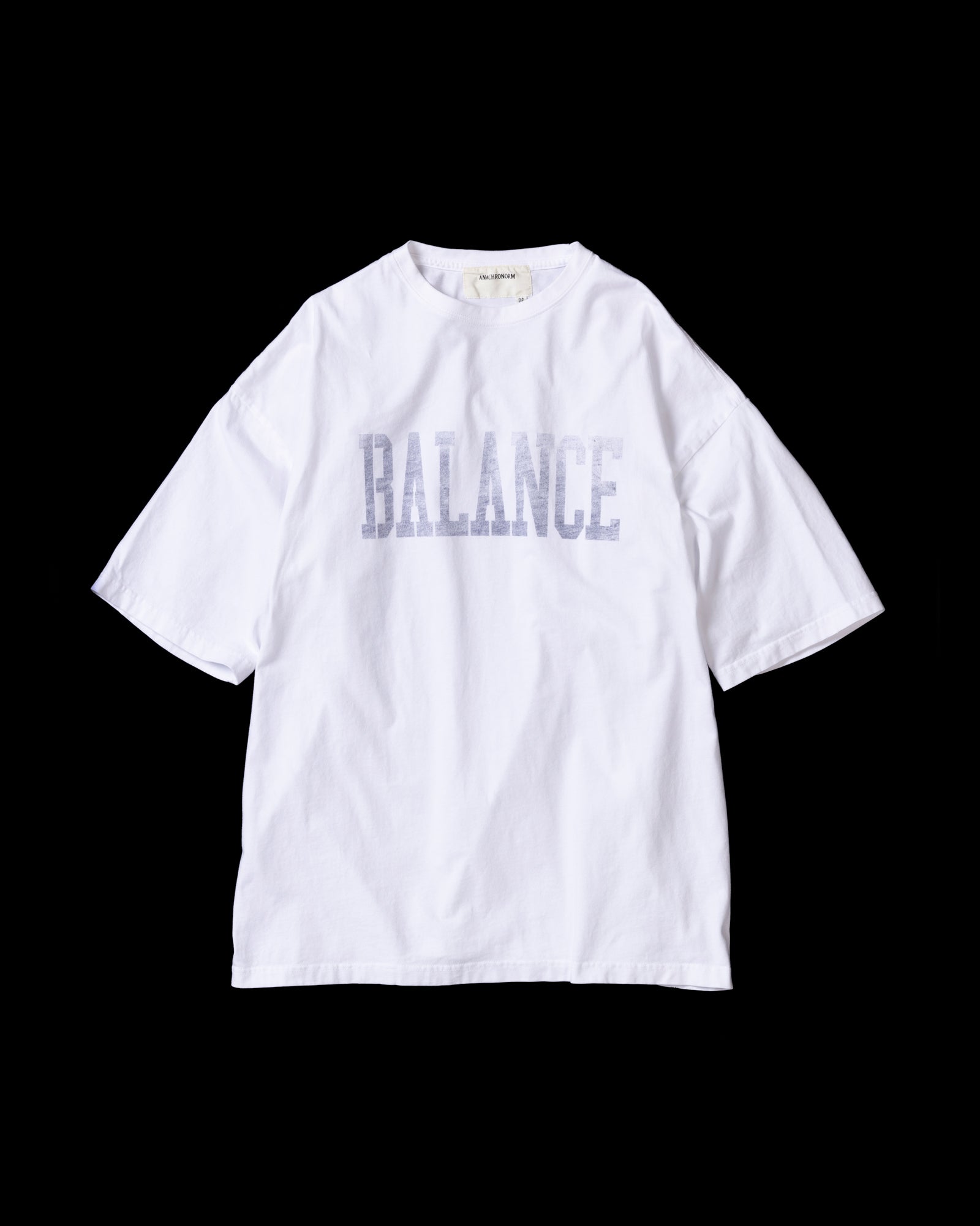 ANACHRONORM / BALANCE COLLEGE PRONTED S/S T-S - NAVY PRINT