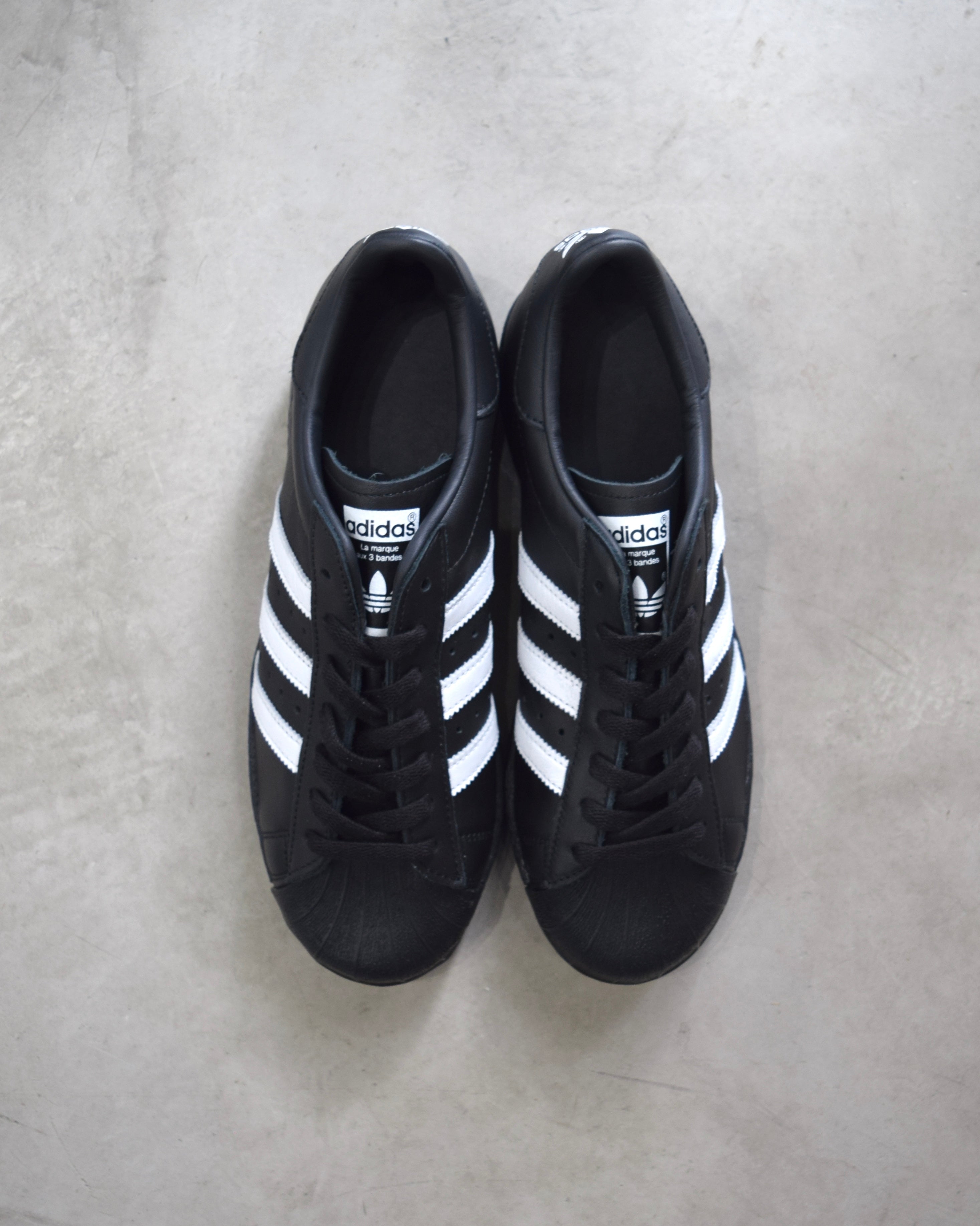 ADIDAS / SUPERSTAR 82 - BLACK