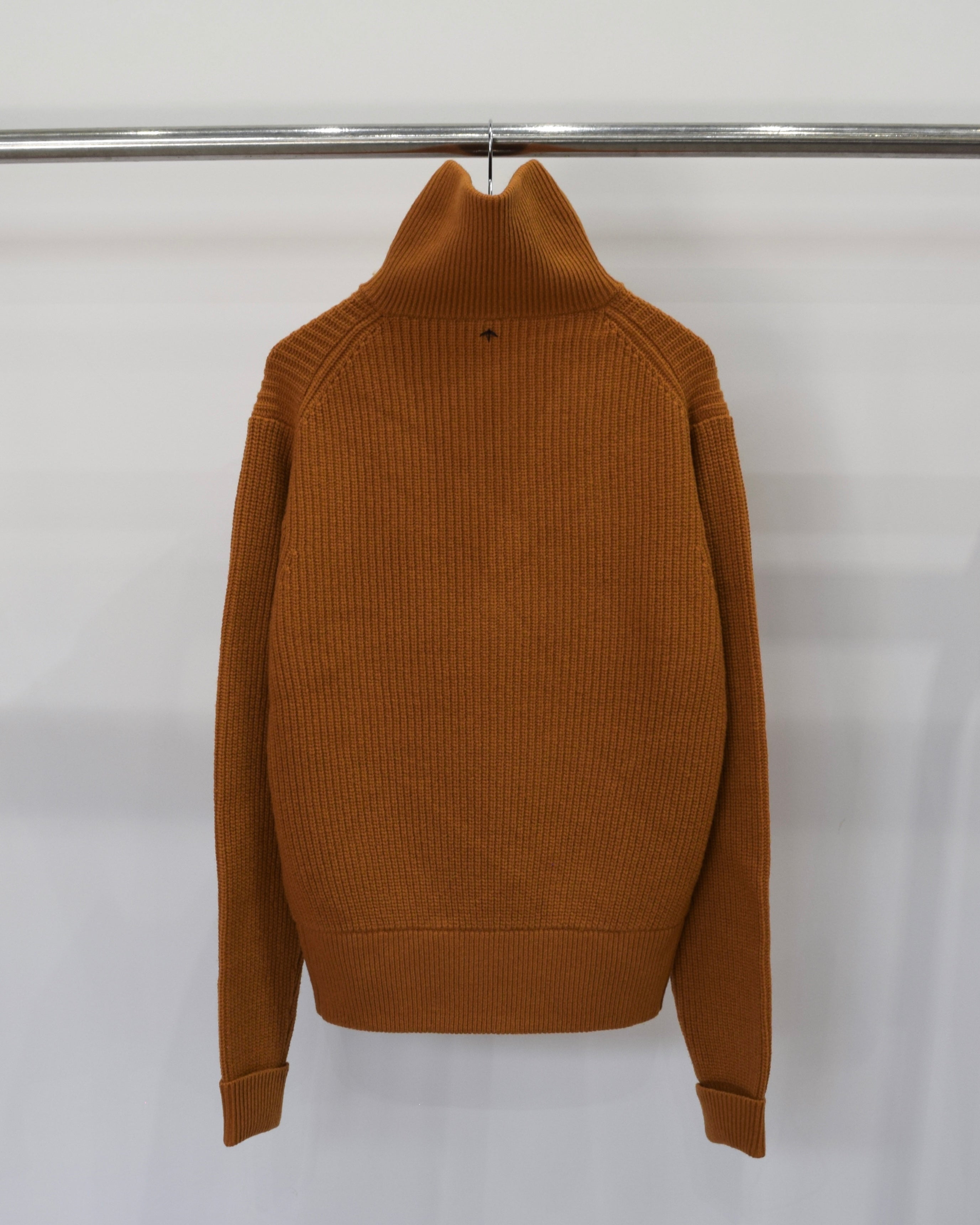 satou / "half zip tokkuri knit" - yamabuki