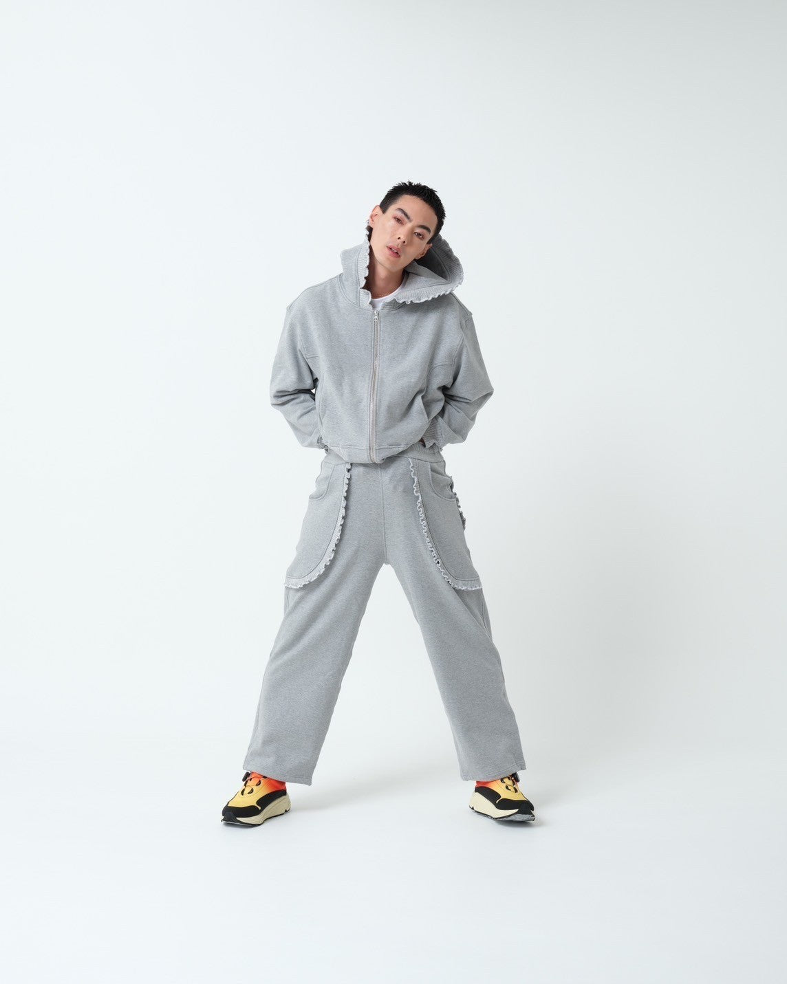 NICK GEAR / Frill Sweat Pants - GRAY