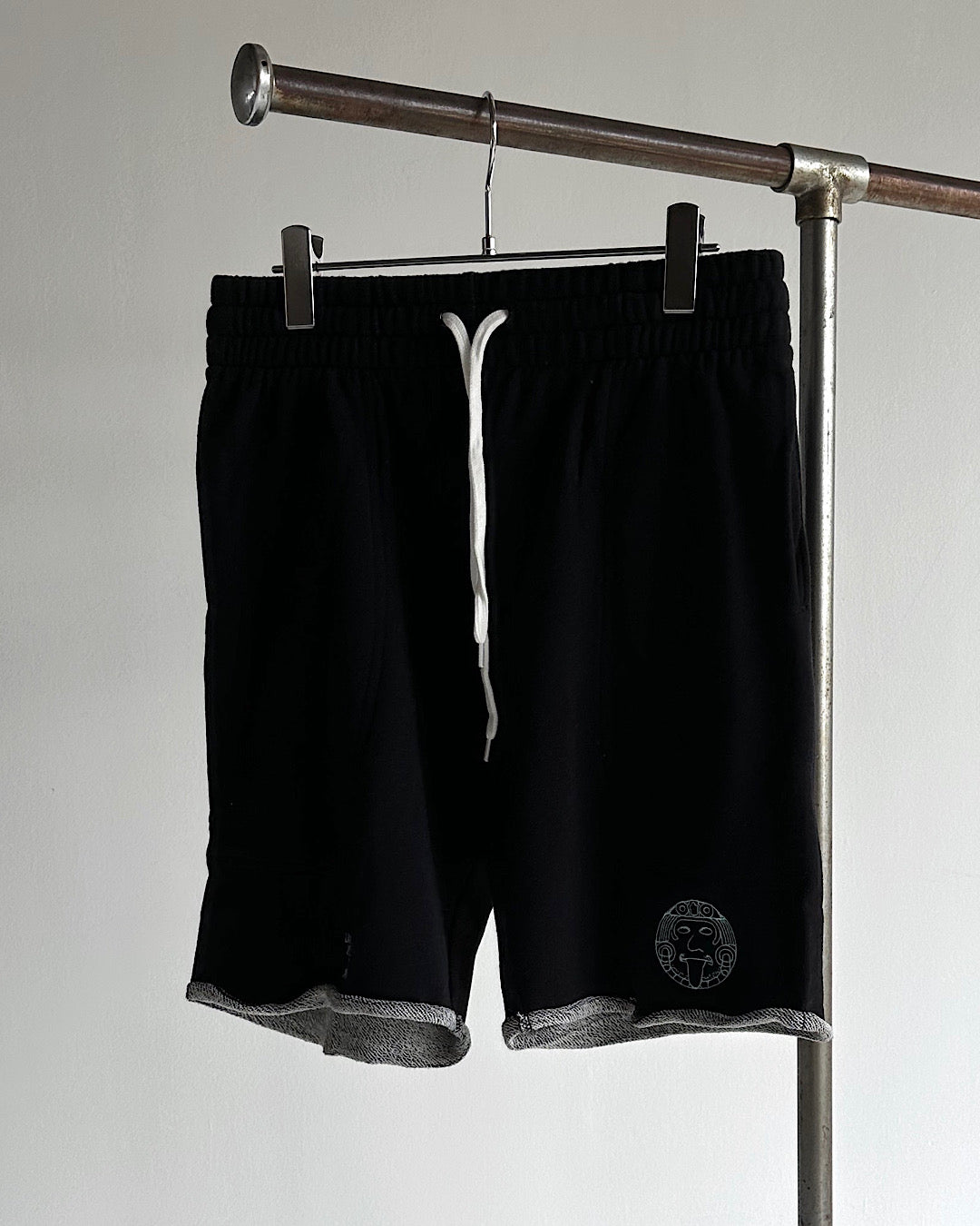 TODAY edition / Embroidery Track Shorts - BLACK