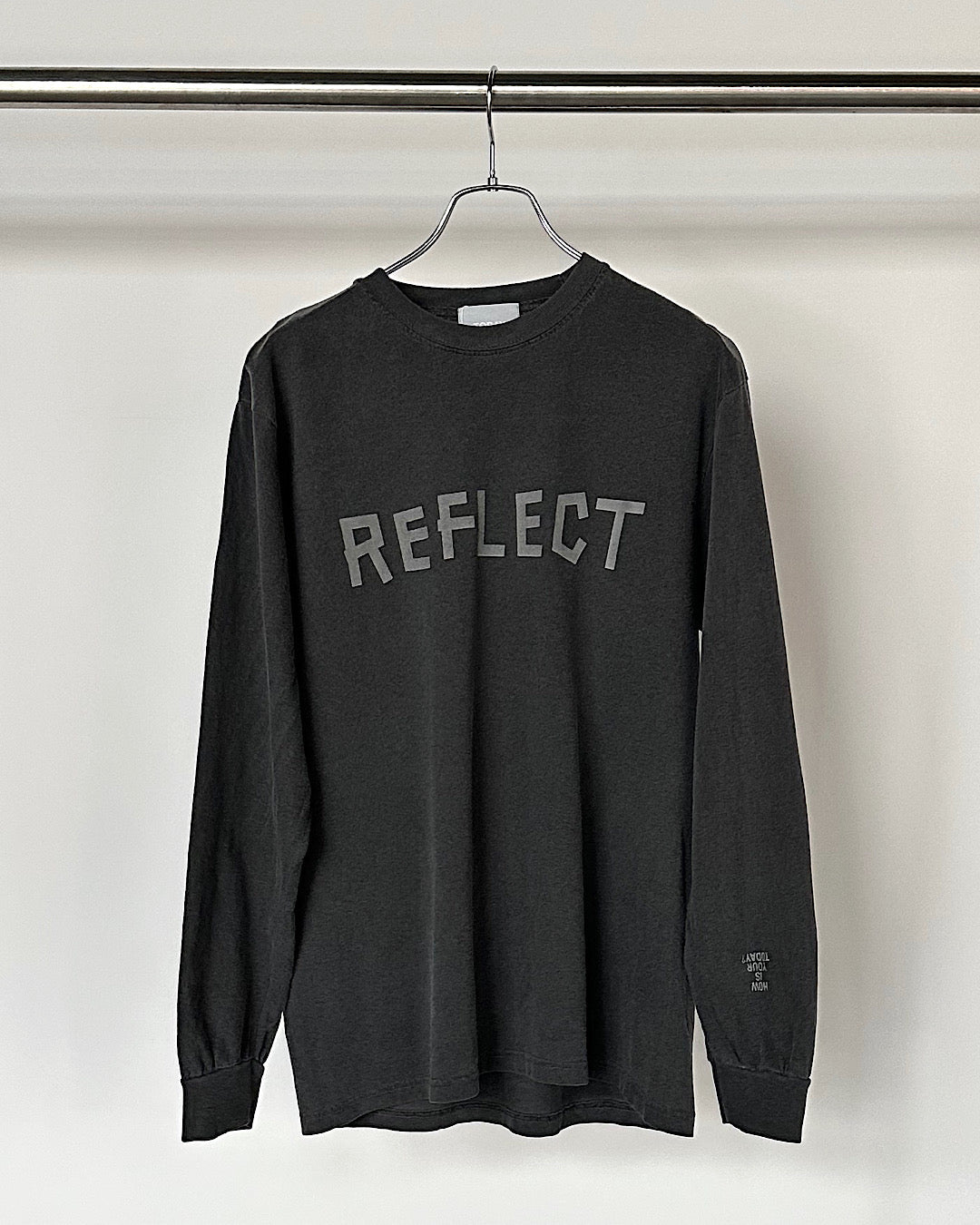 TODAY edition / REFLECT #02 LS Tee - BLACK