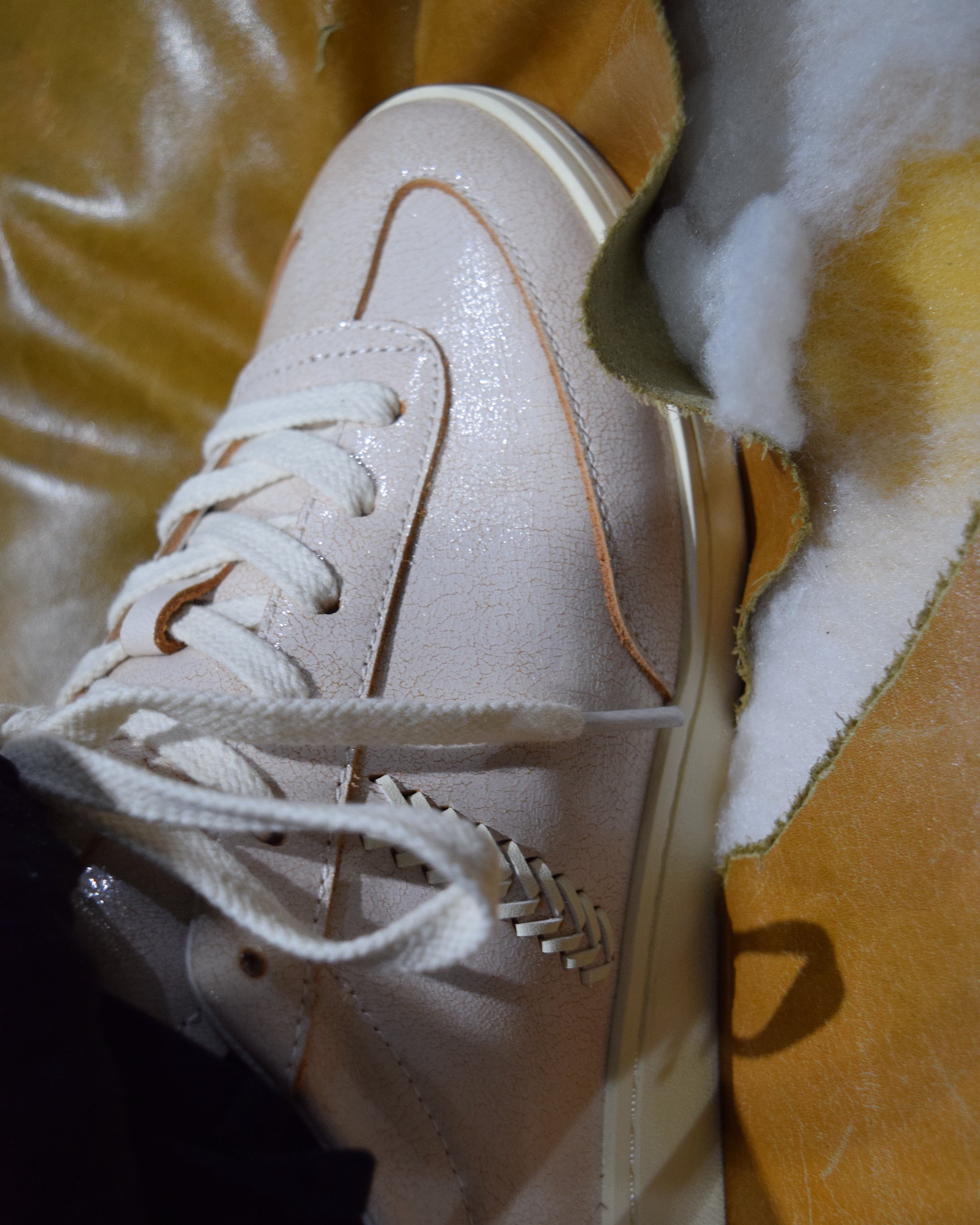 FOOT INDUSTRY / GAT - LIGHT BEIGE