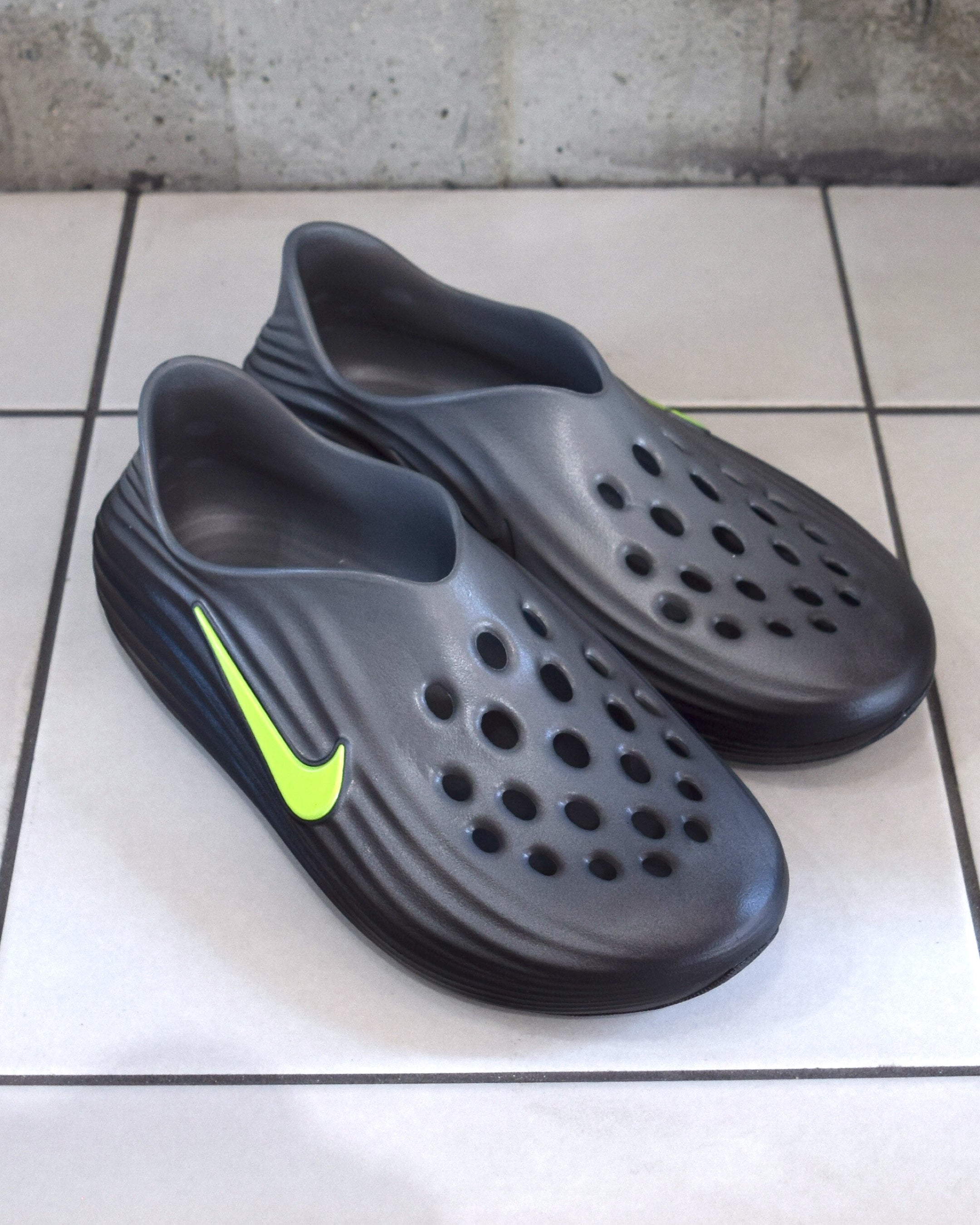 NIKE / ReactX REJUVEN8 - BLACK×VOLT