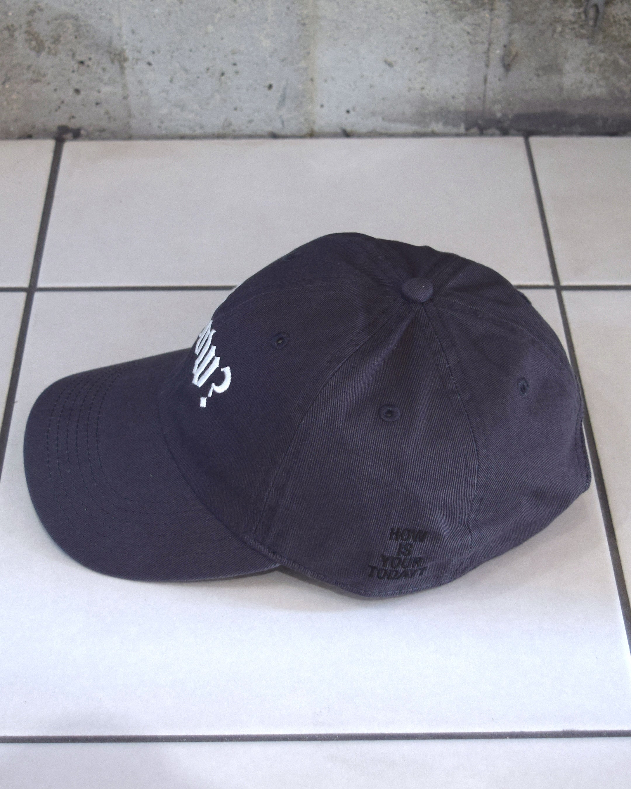 TODAY edition / "how?" Low Cap - CHARCOAL