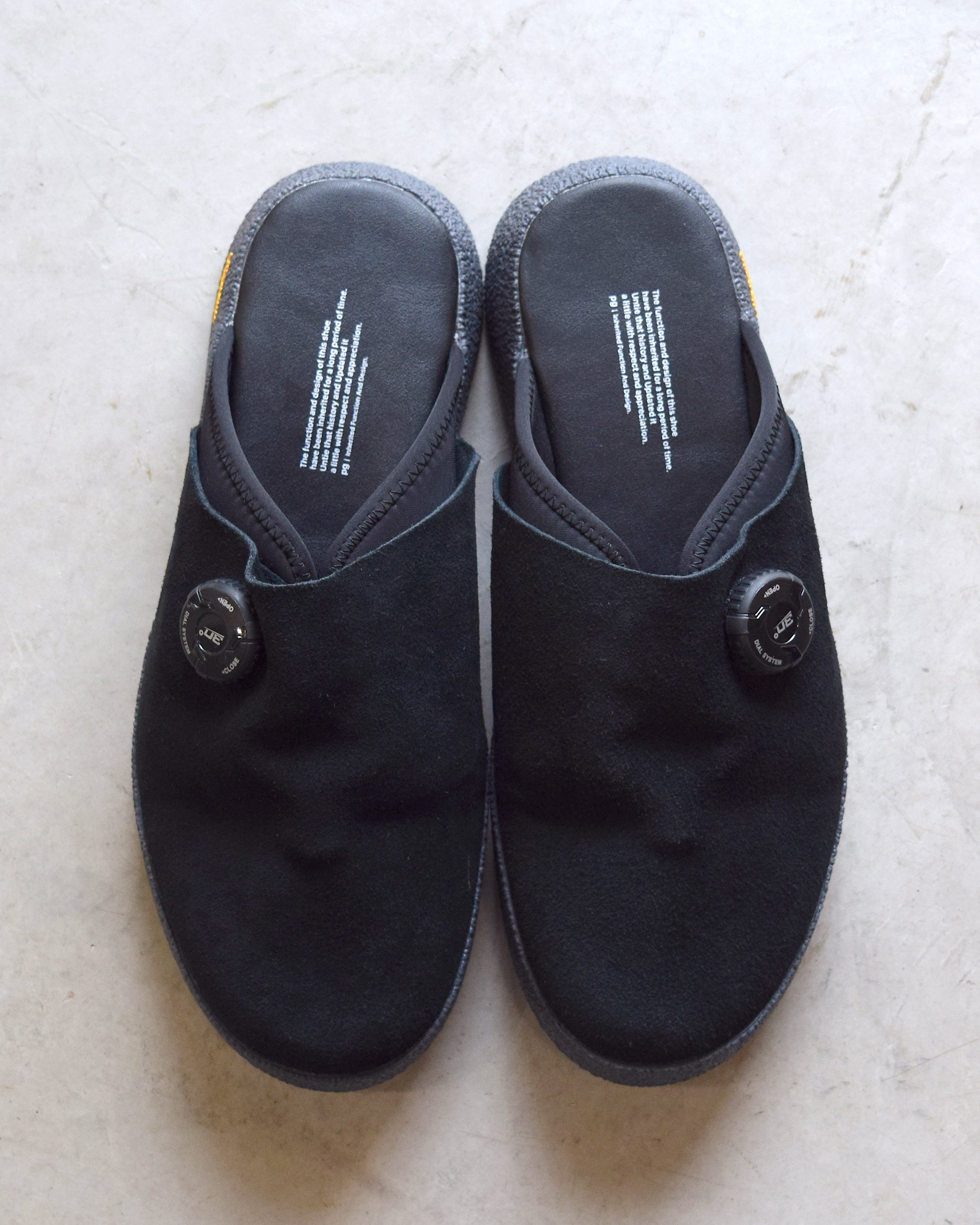 PG / EMPTY - BLACK