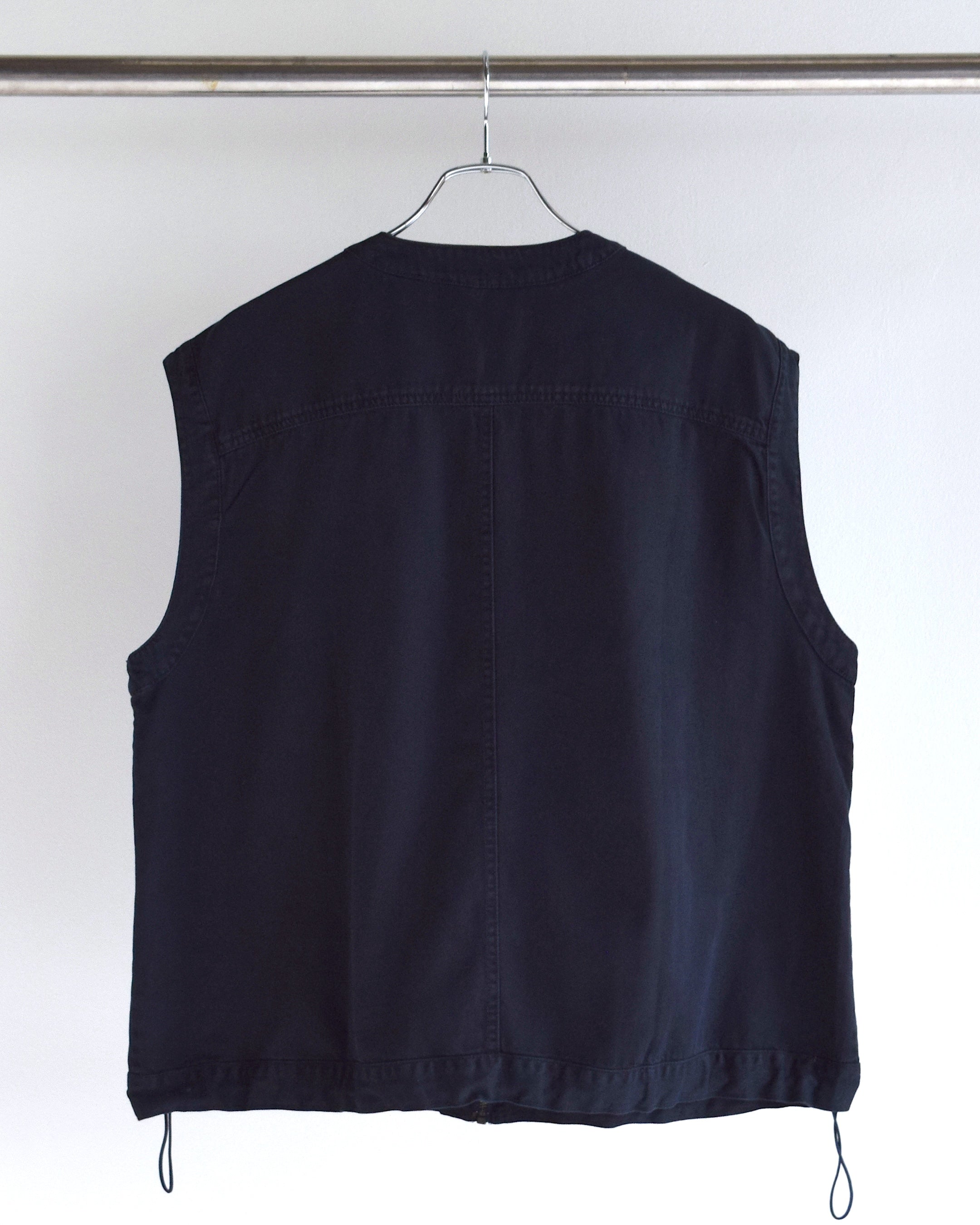 INTODUSK / EXAGGERATED VEST - NAVY