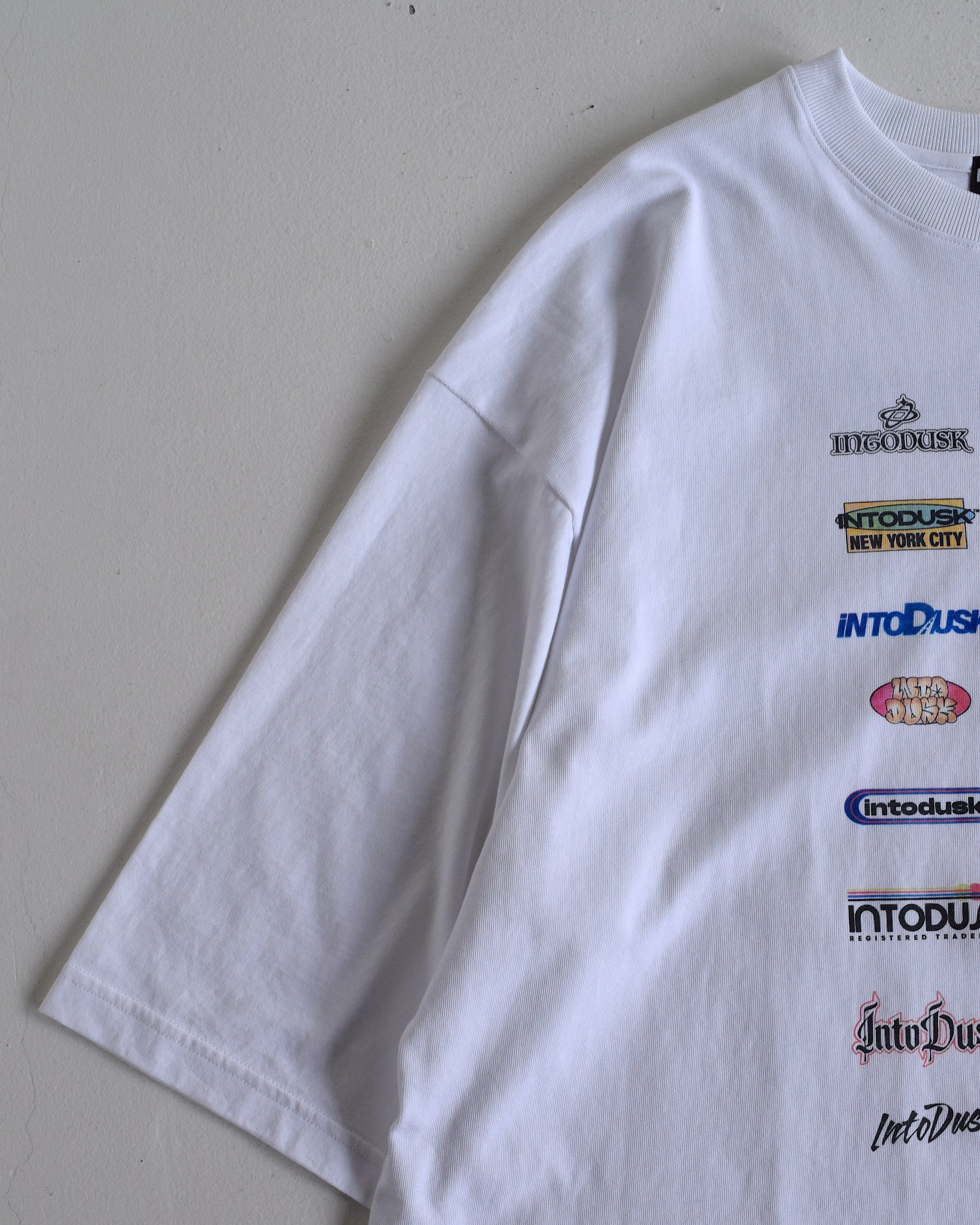 INTODUSK / INTODUSK MULTI LOGO TEE - WHITE
