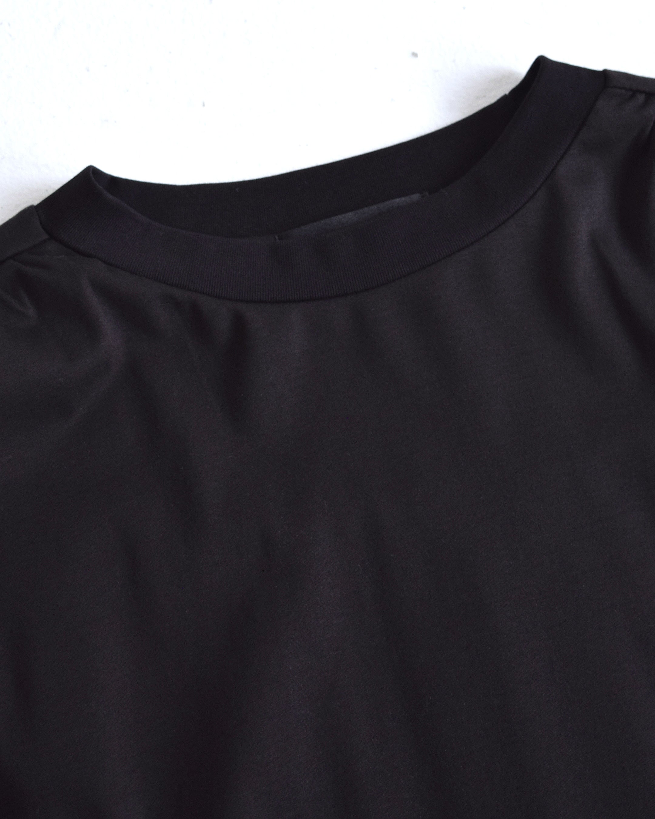 INTODUSK / SWELL OVER SS TEE - BLACK