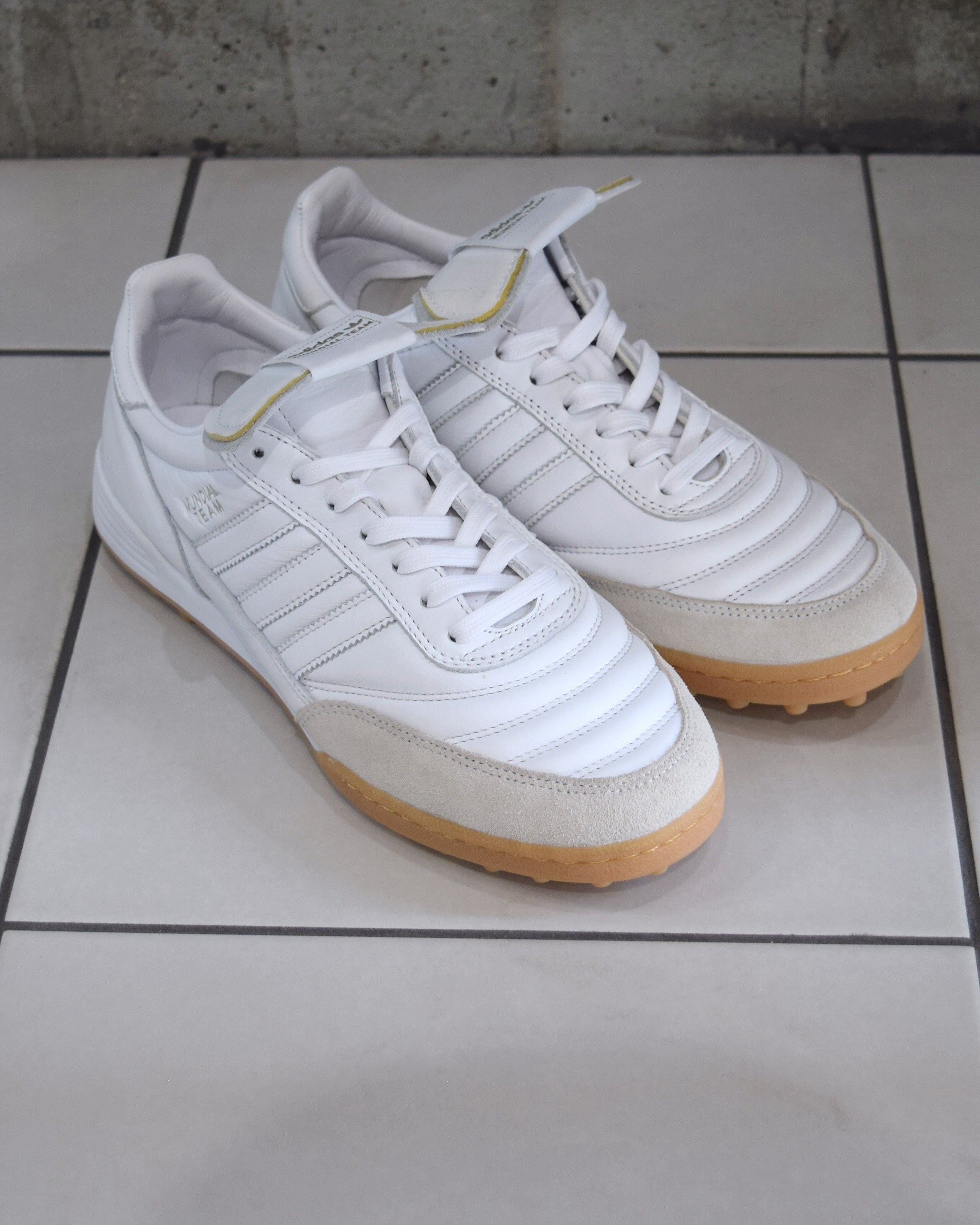 ADIDAS / MUNDUAL TEAM RS - WHITE