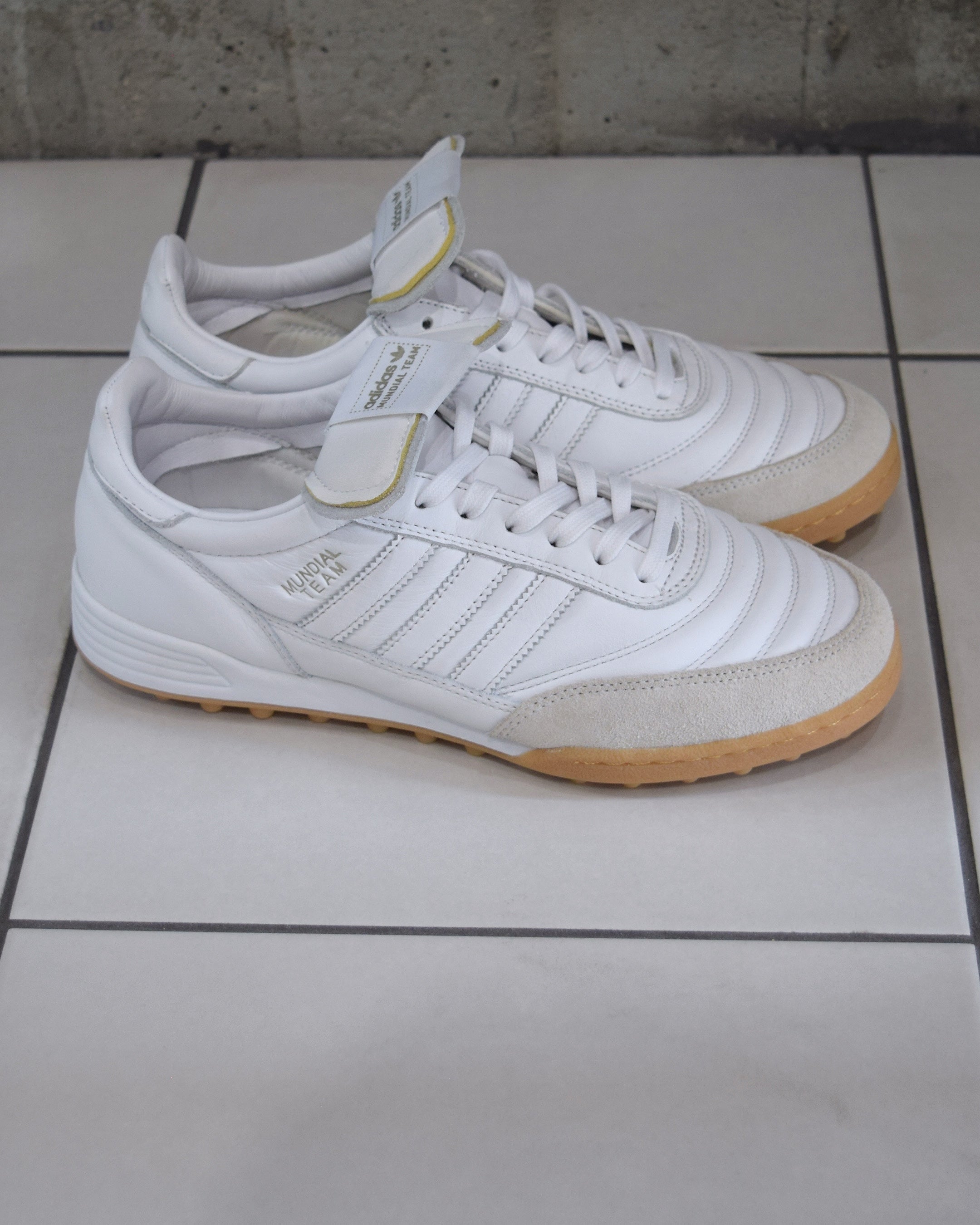 ADIDAS / MUNDUAL TEAM RS - WHITE