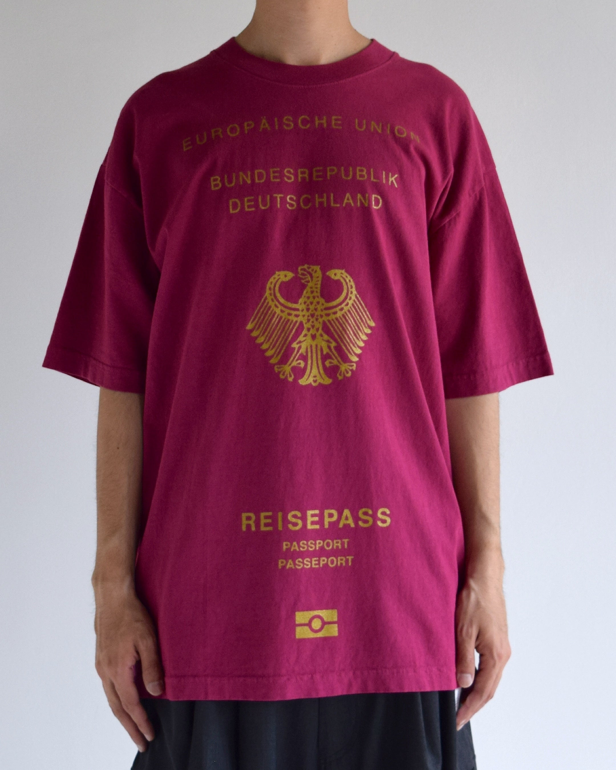 LES SIX / passport tee - GE