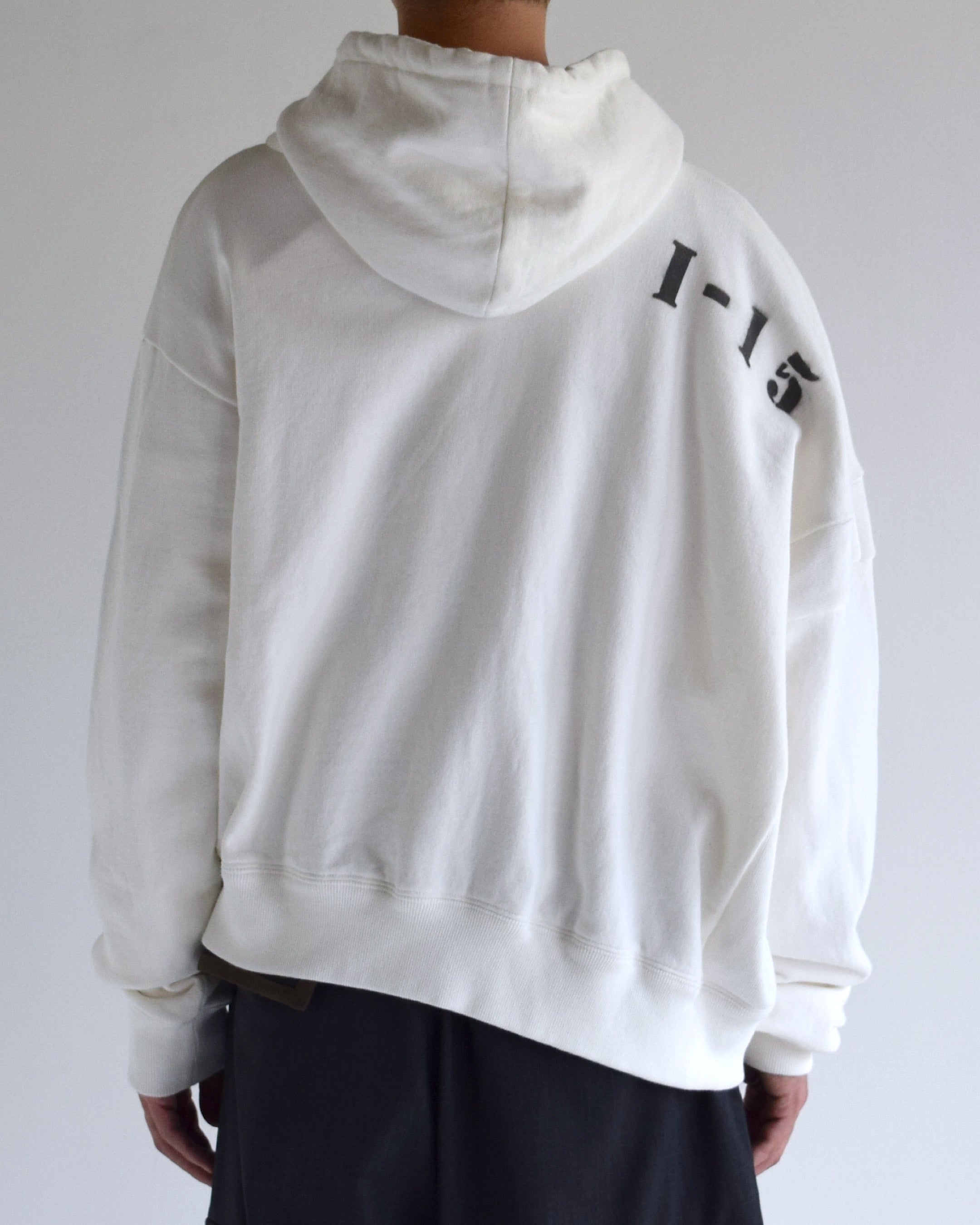 LES SIX / 15 degree hoodie - WHITE