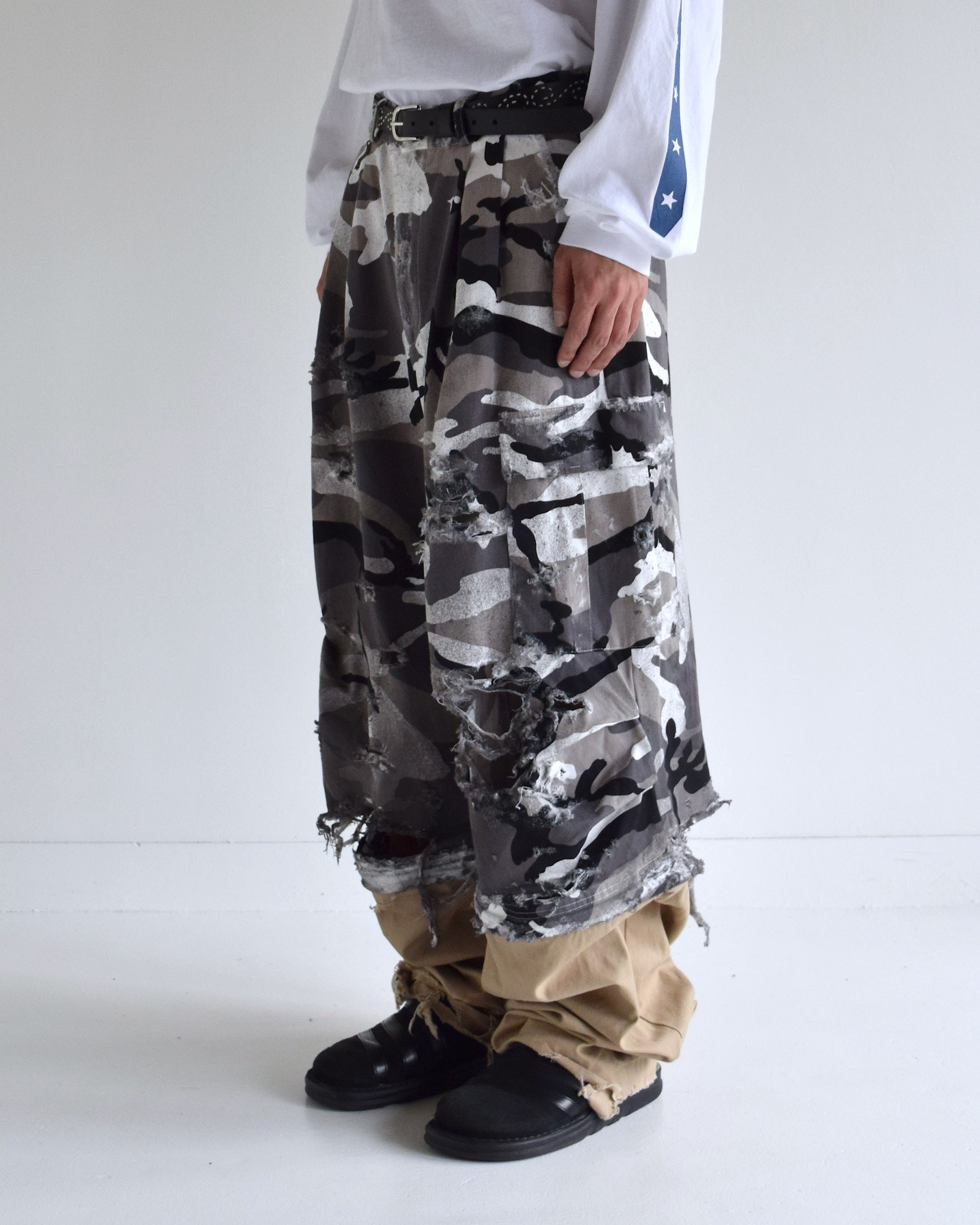 LES SIX / EXPLODED Sand People Cargo - snowcamo dyed