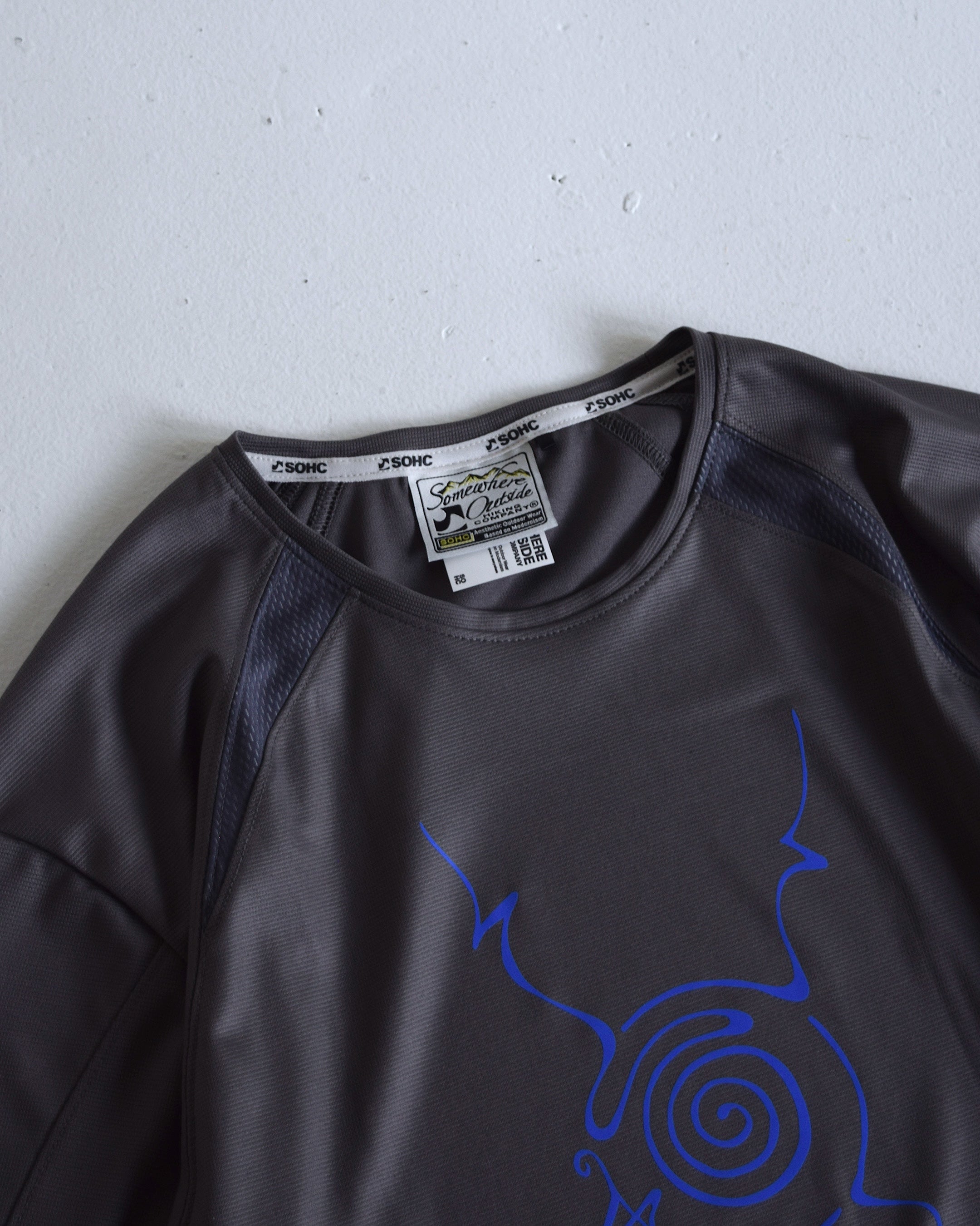 Somewhere Outside / Mesh Paneled L/SL - GREY