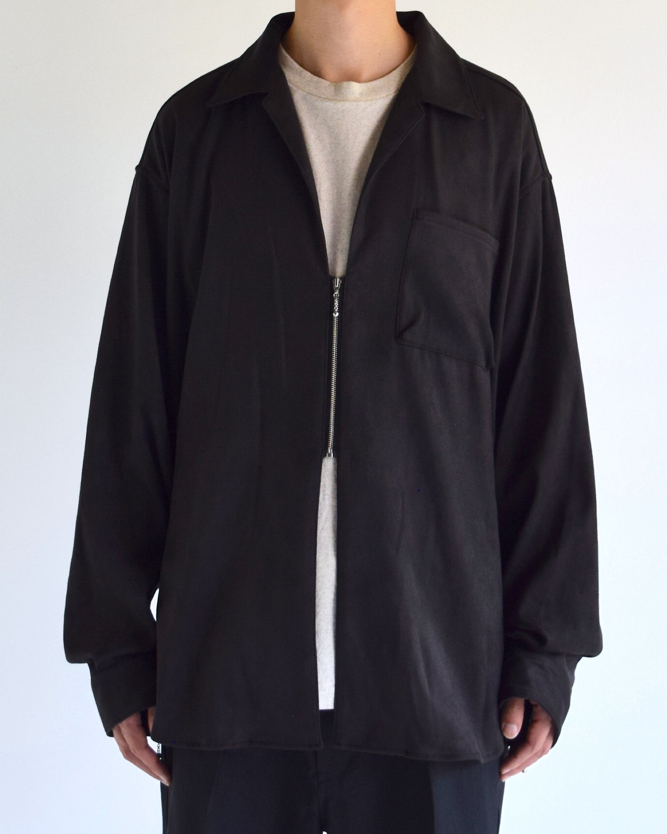 satou / "eco suede zip shirt" - sumi