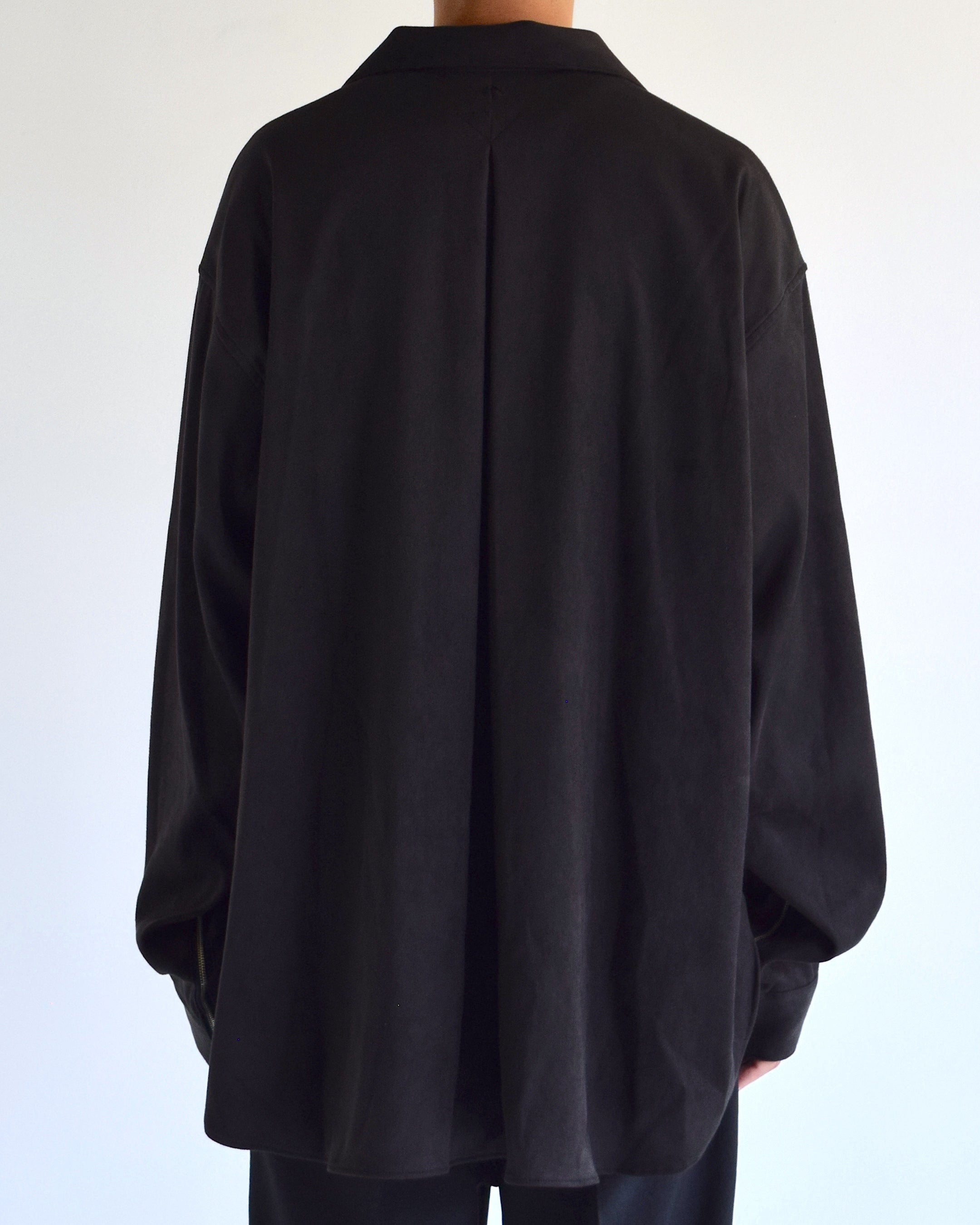 satou / "eco suede zip shirt" - sumi