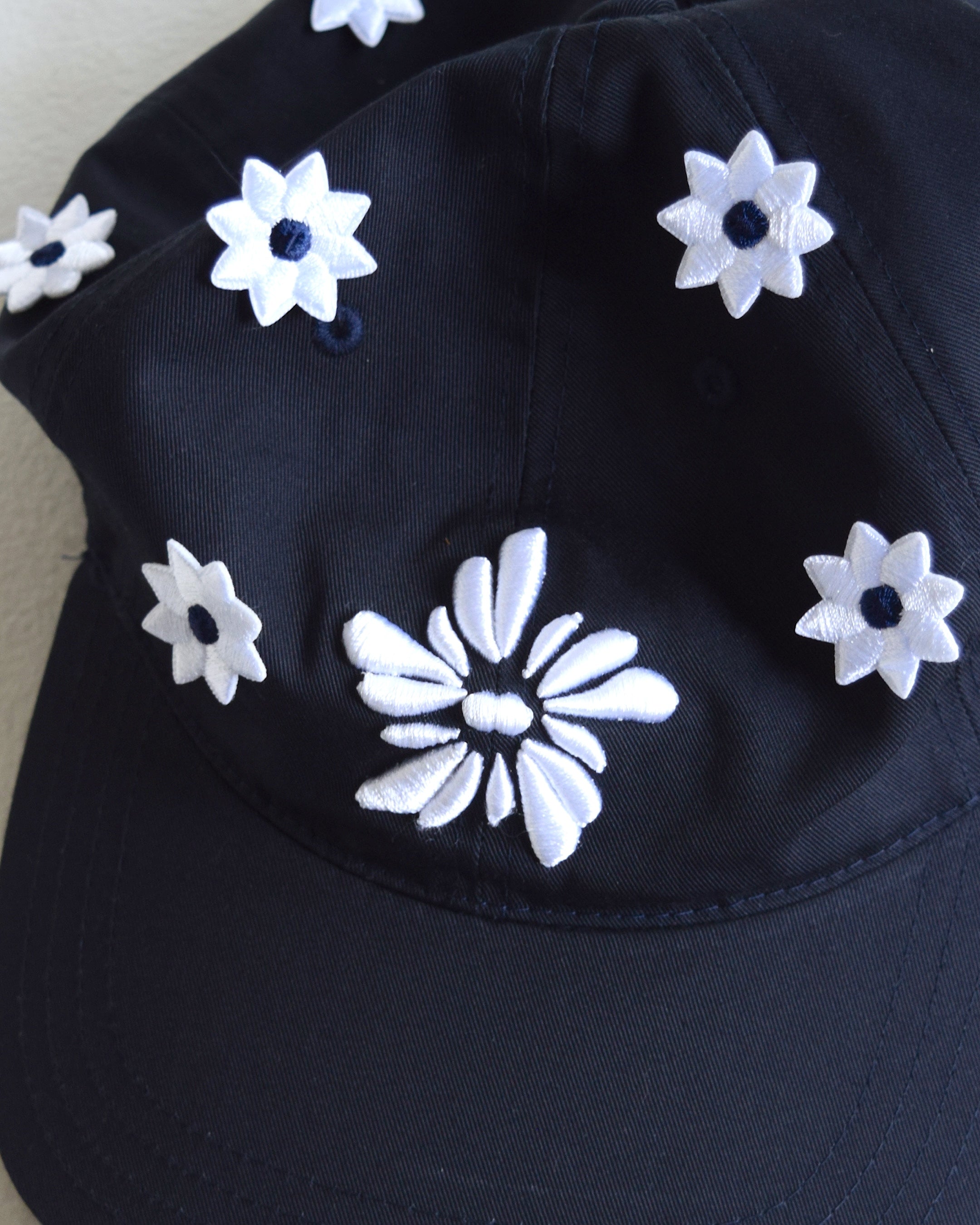 NICK GEAR / 3D Flower logo Cap - NAVY