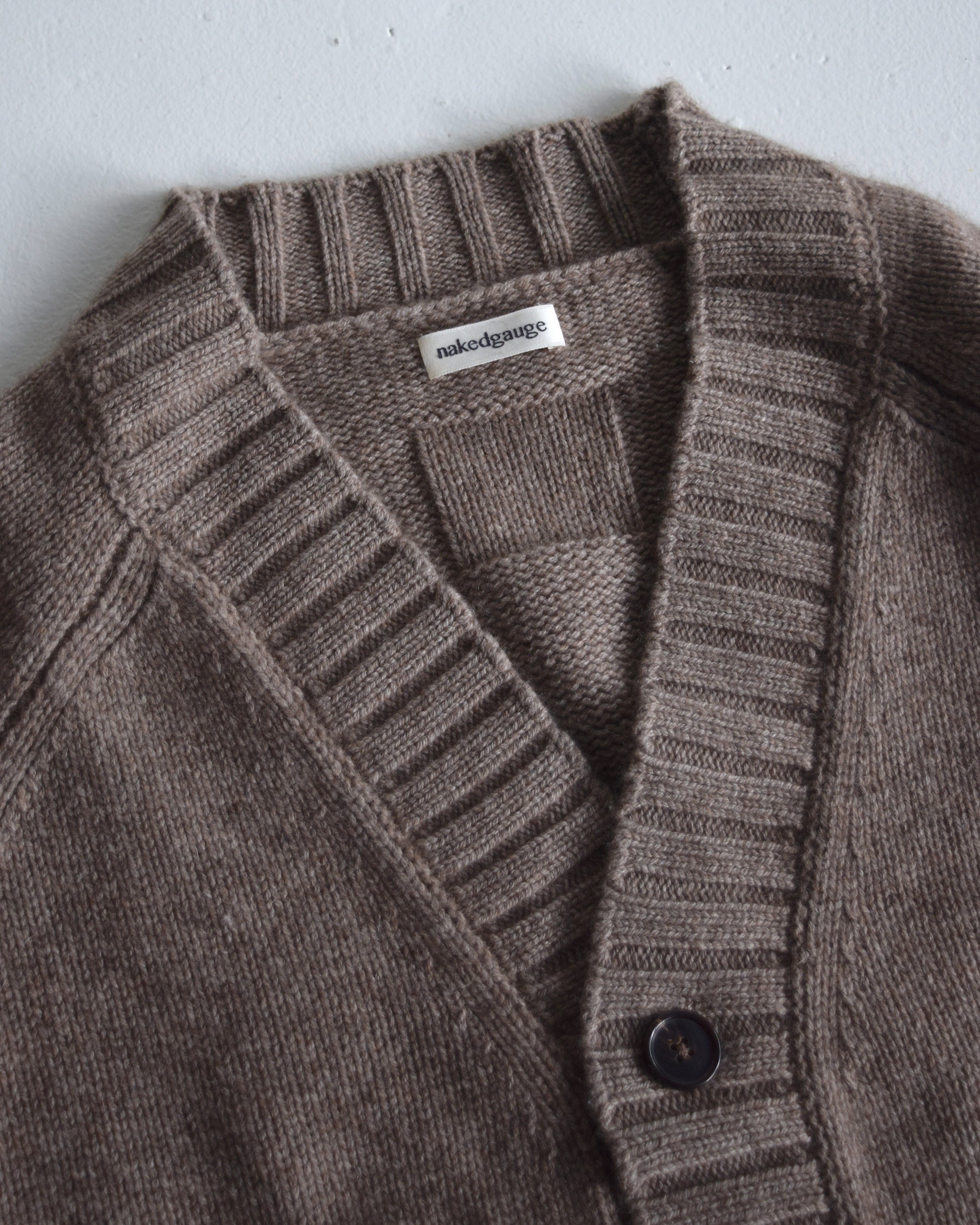 nakedgauge / COMFORT BLEND YARN JAPANESE BAND CARDIGAN - BROWN