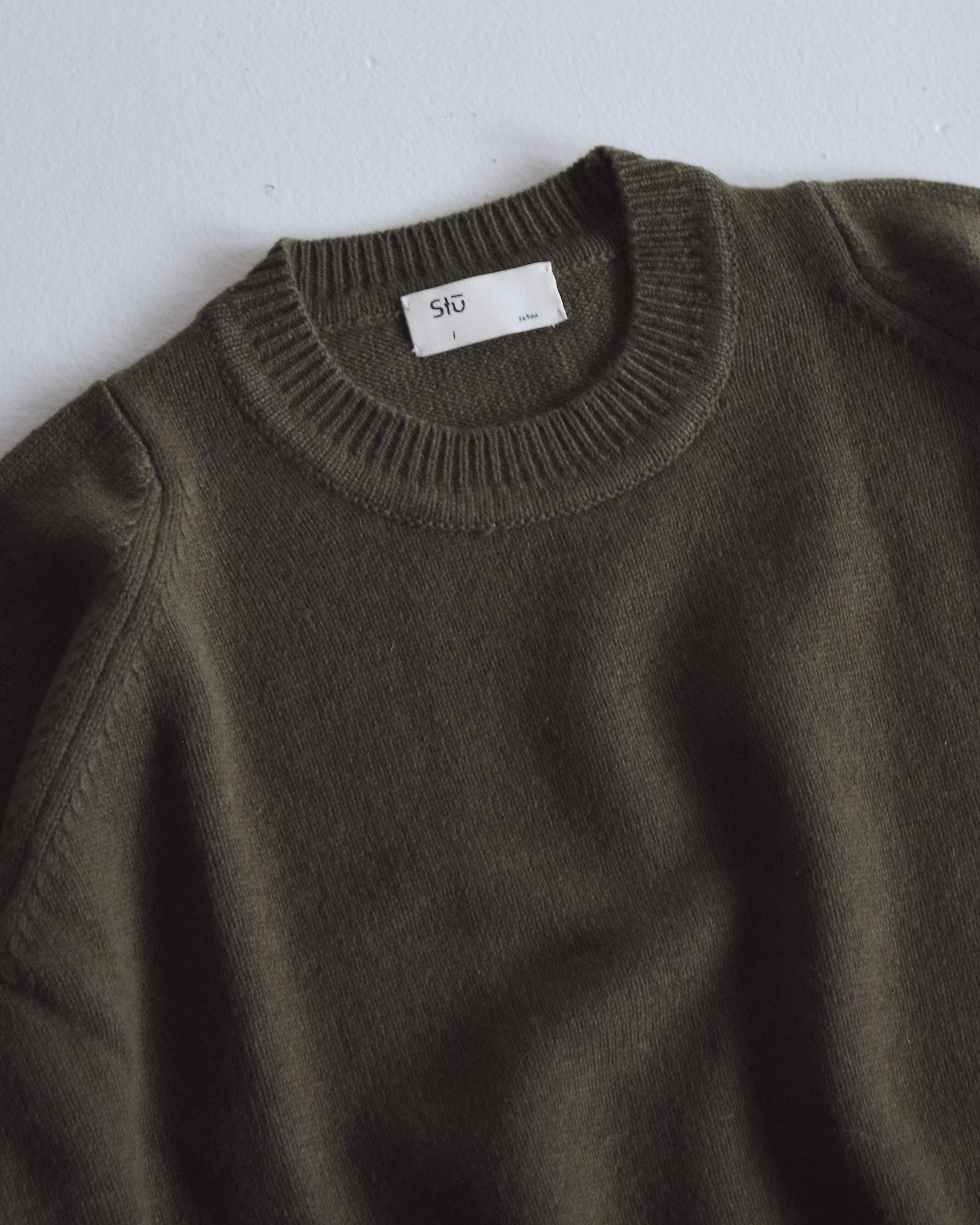 satou / "flower handstich knit" - koke