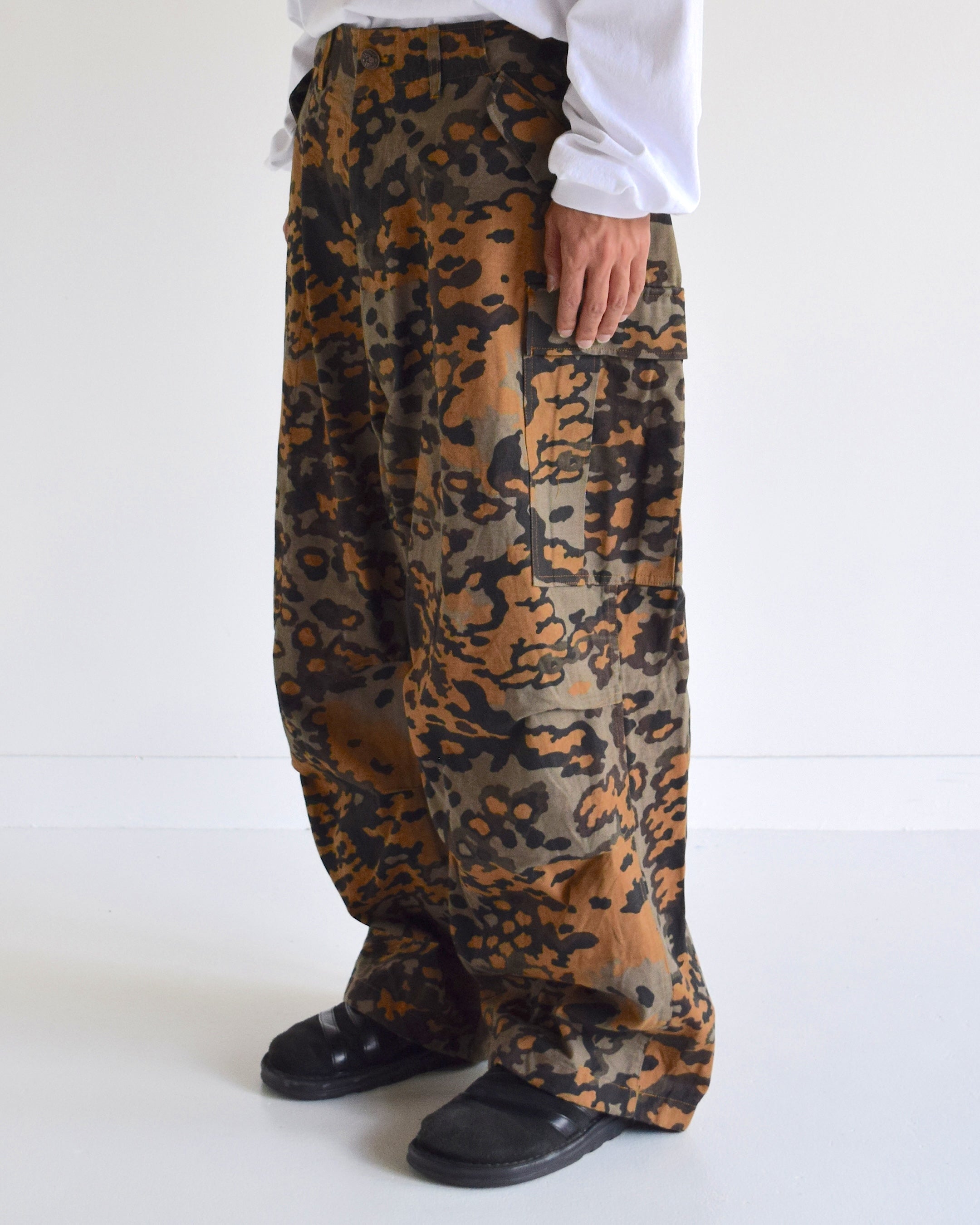 LES SIX / Third Way Field Pants - ILLEGAL CAMO