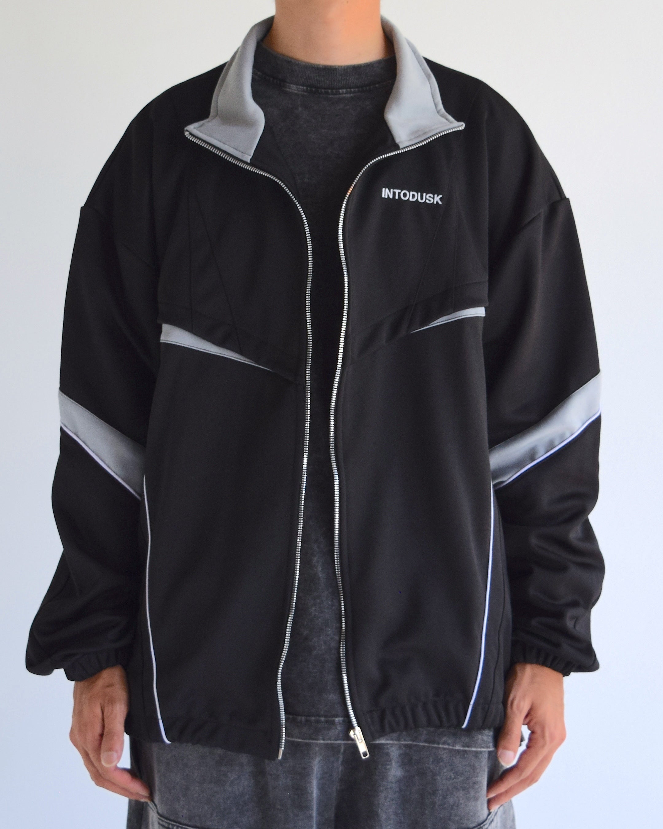 INTODUSK / LINING TRACK JACKET - BLACK