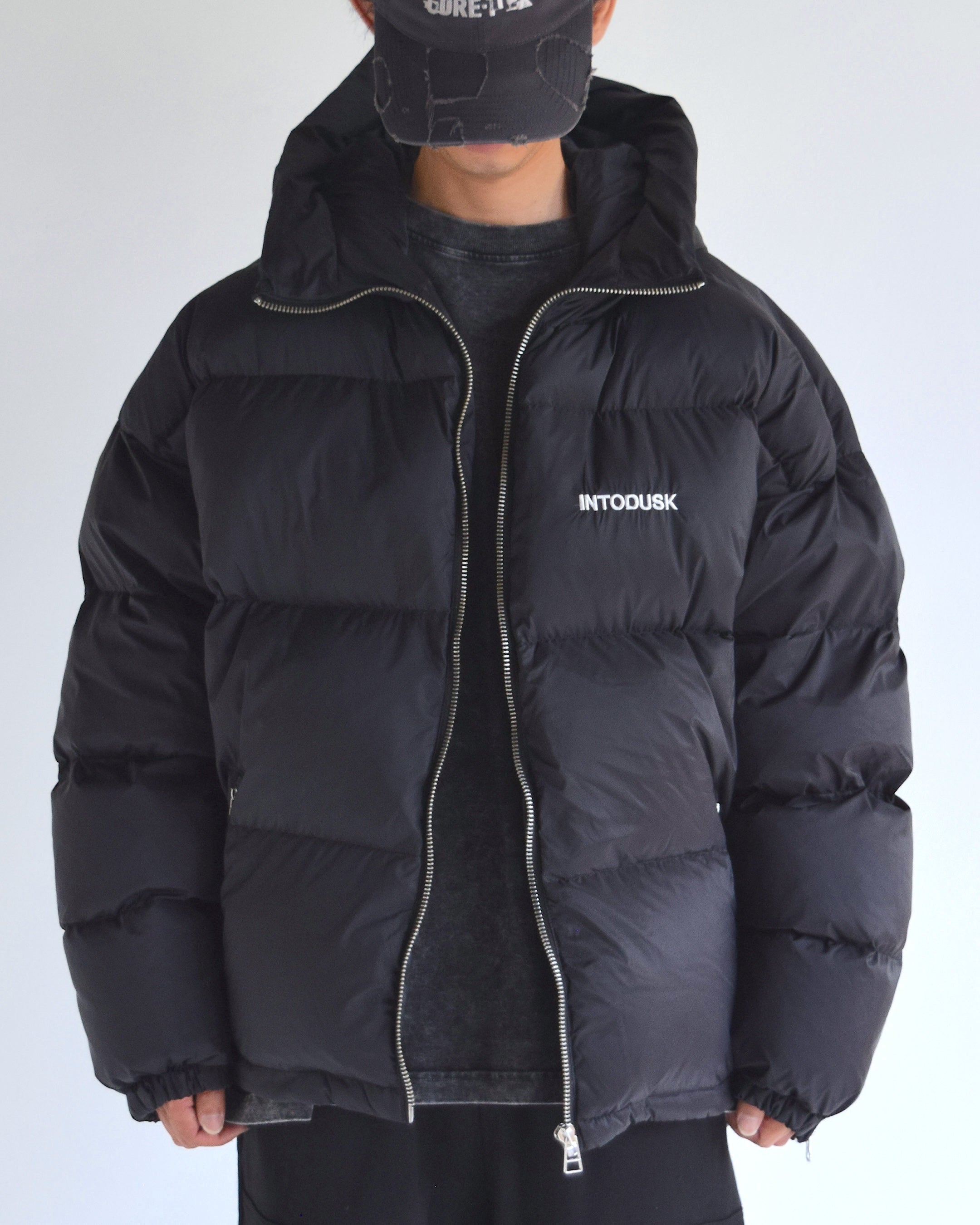 INTODUSK / DOWN JACKET - BLACK