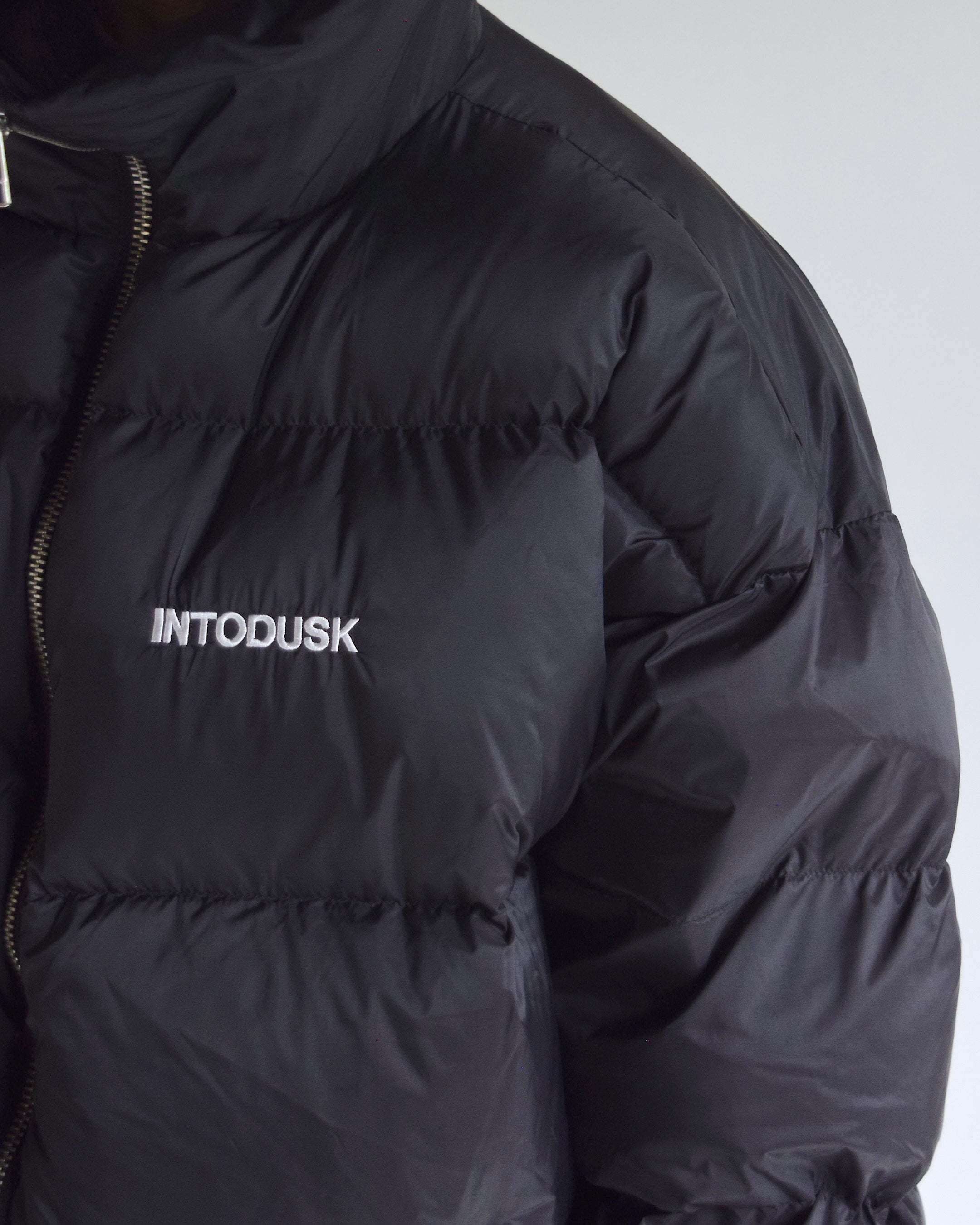 INTODUSK / DOWN JACKET - BLACK