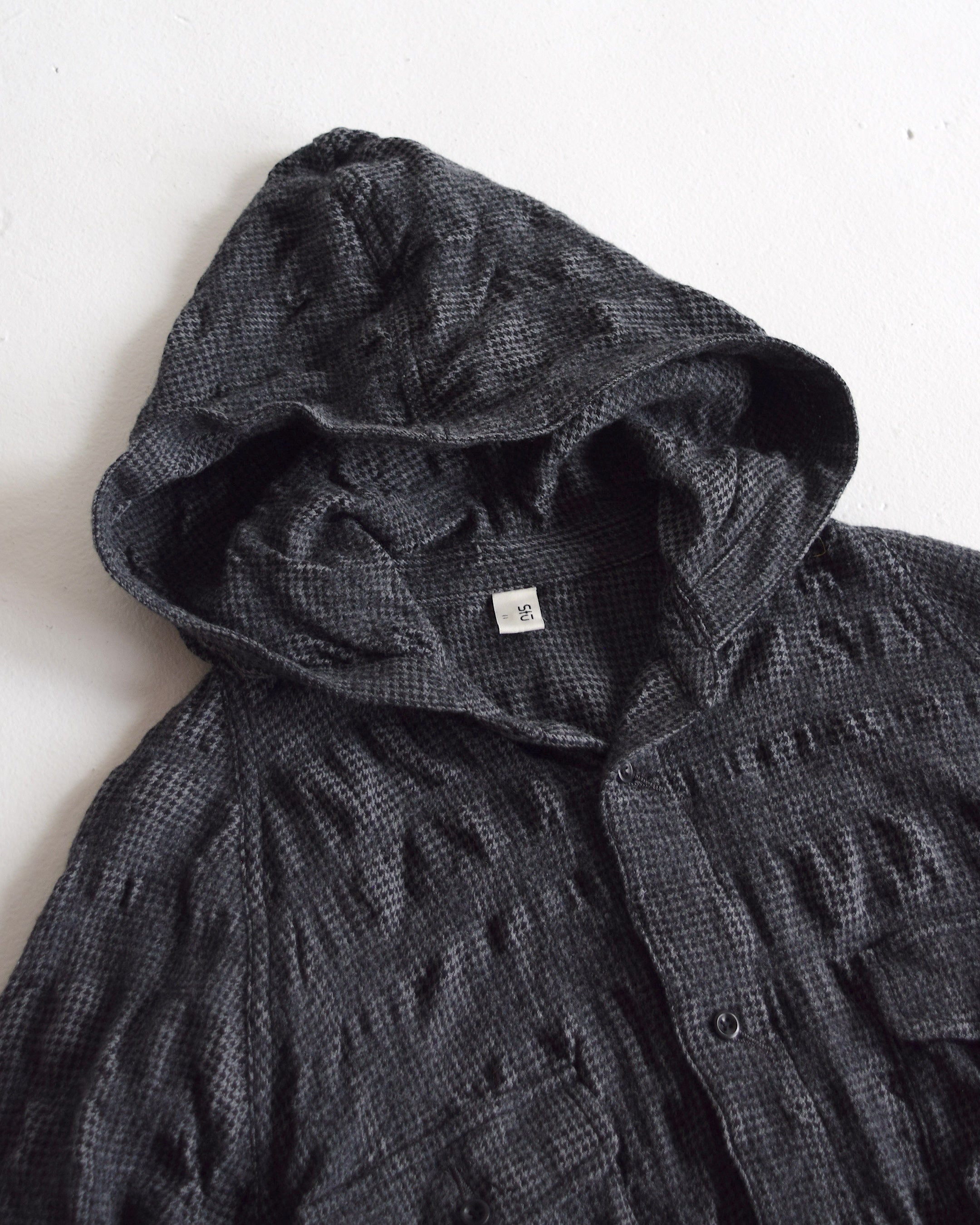 satou / "chidori hood shirt" - sumi
