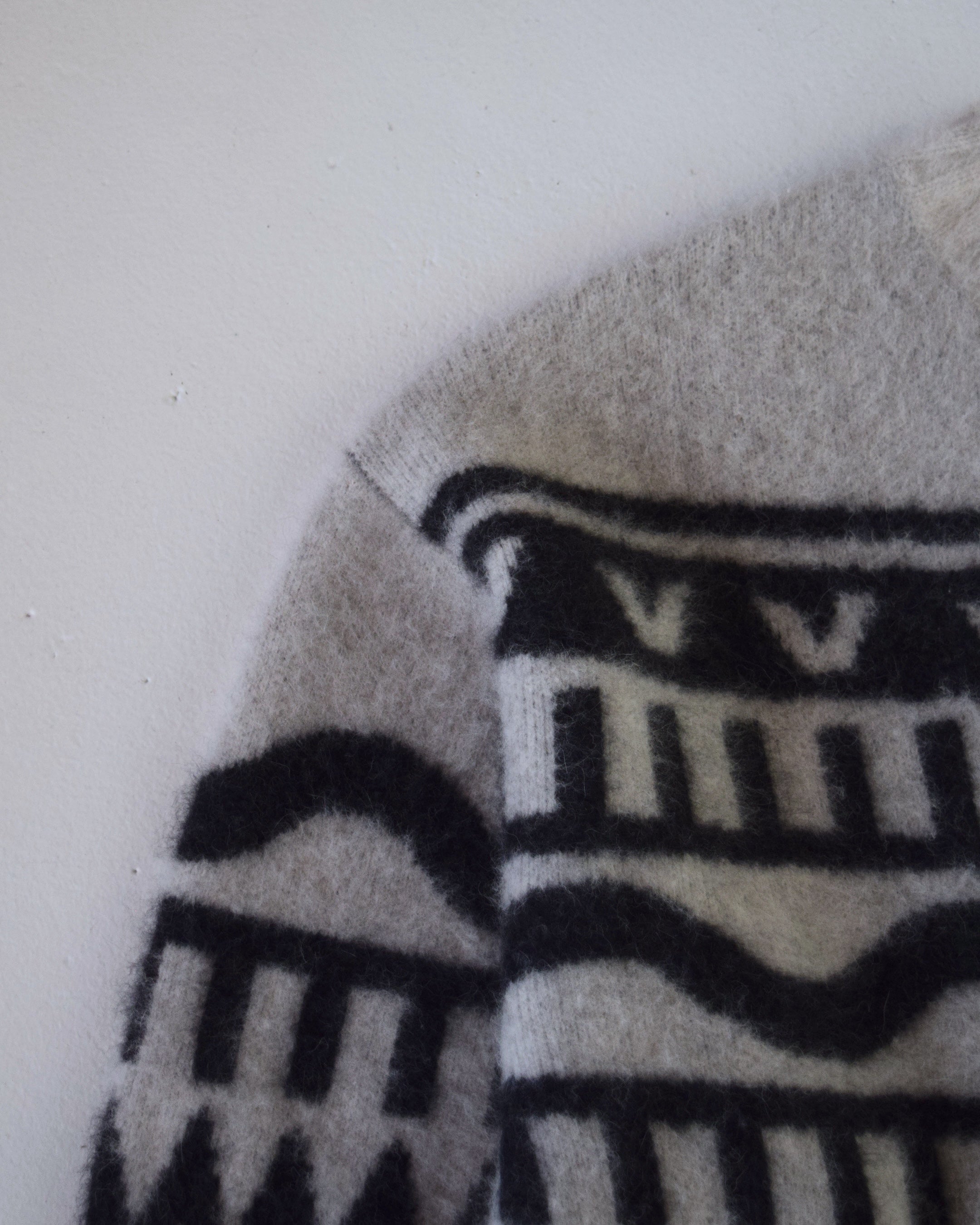 nakedgauge / FOX FUR N PATTERN SWEATER - IVORY