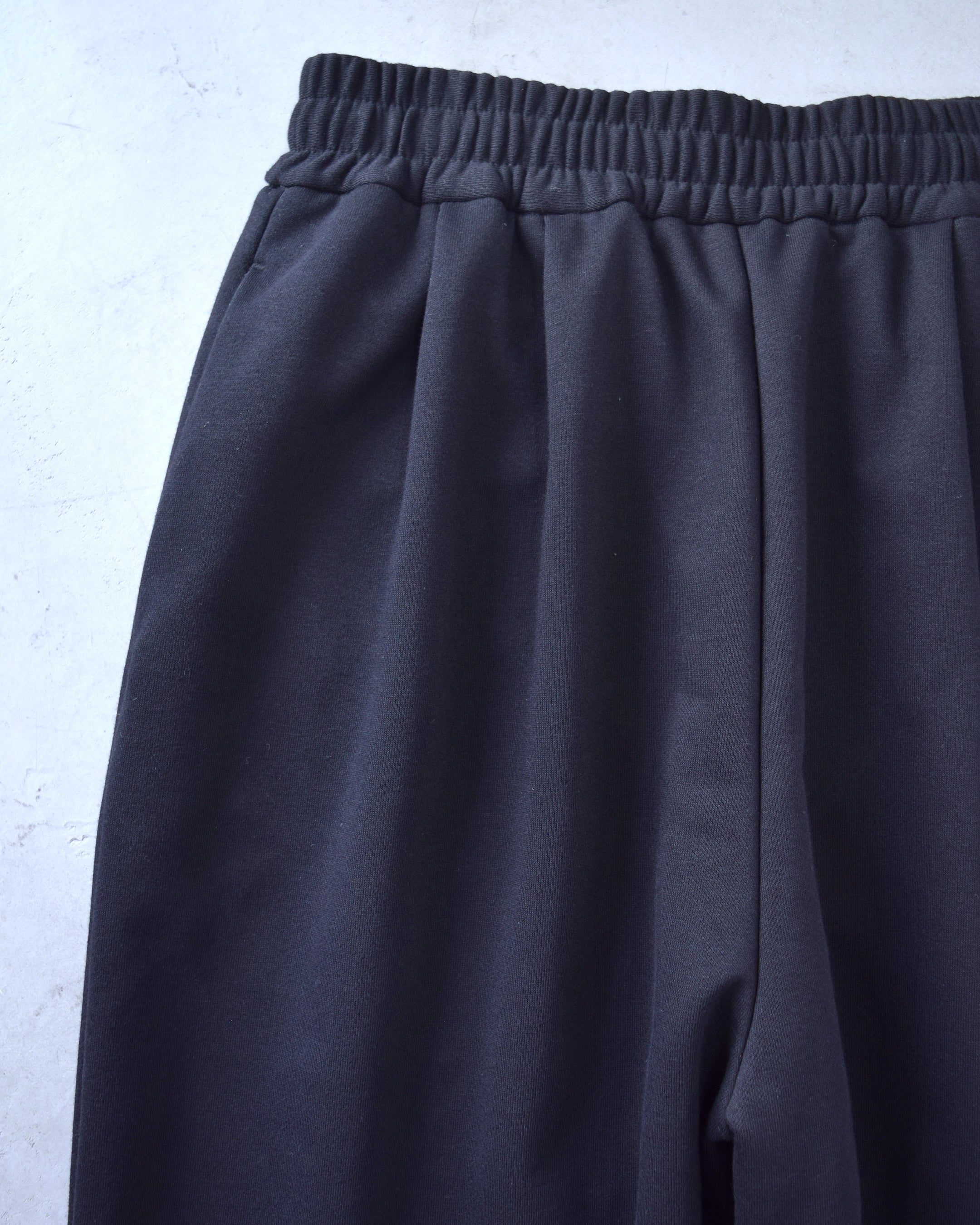 INTODUSK / ROWDY TRACK PANTS - BLACK