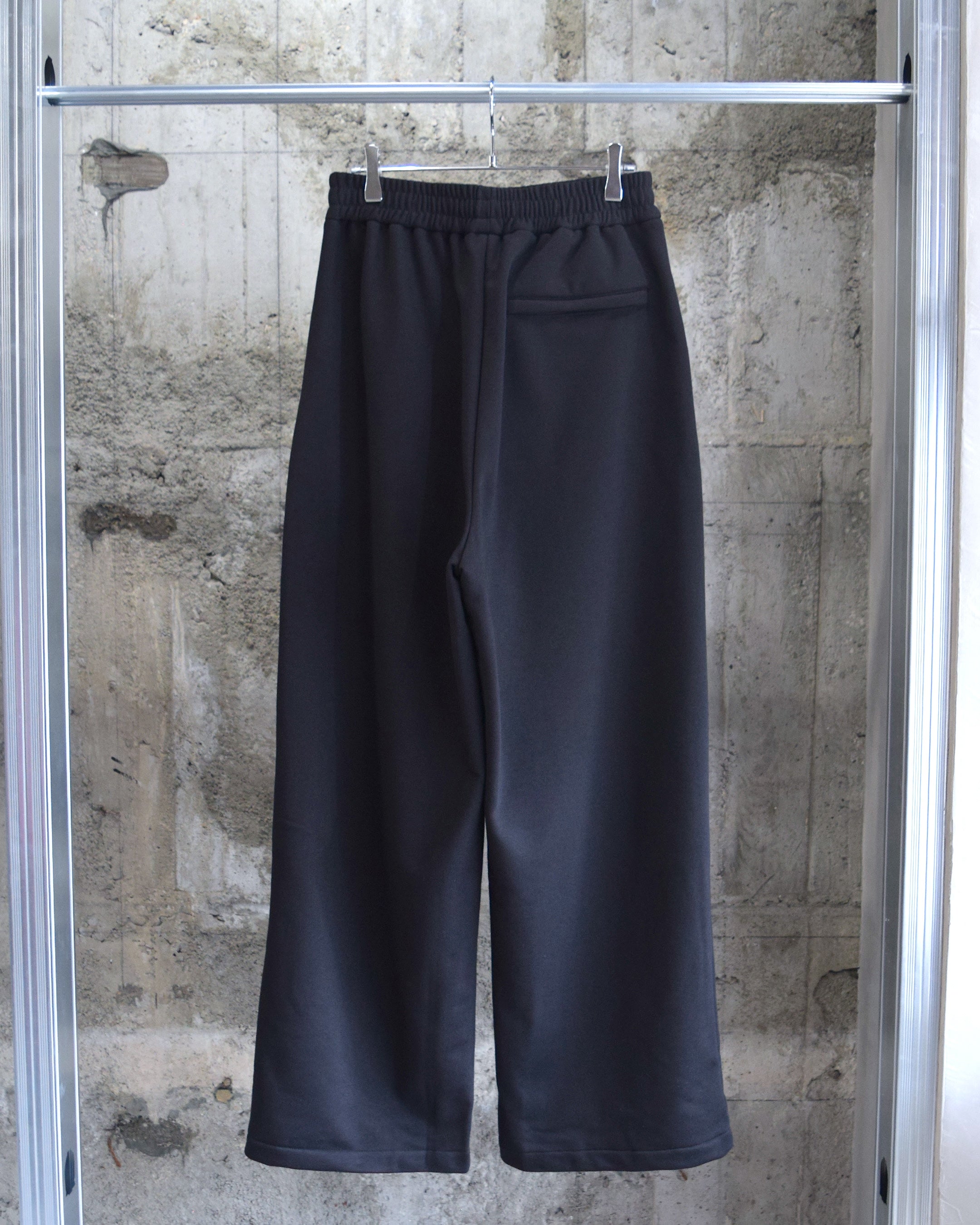 INTODUSK / ROWDY TRACK PANTS - BLACK