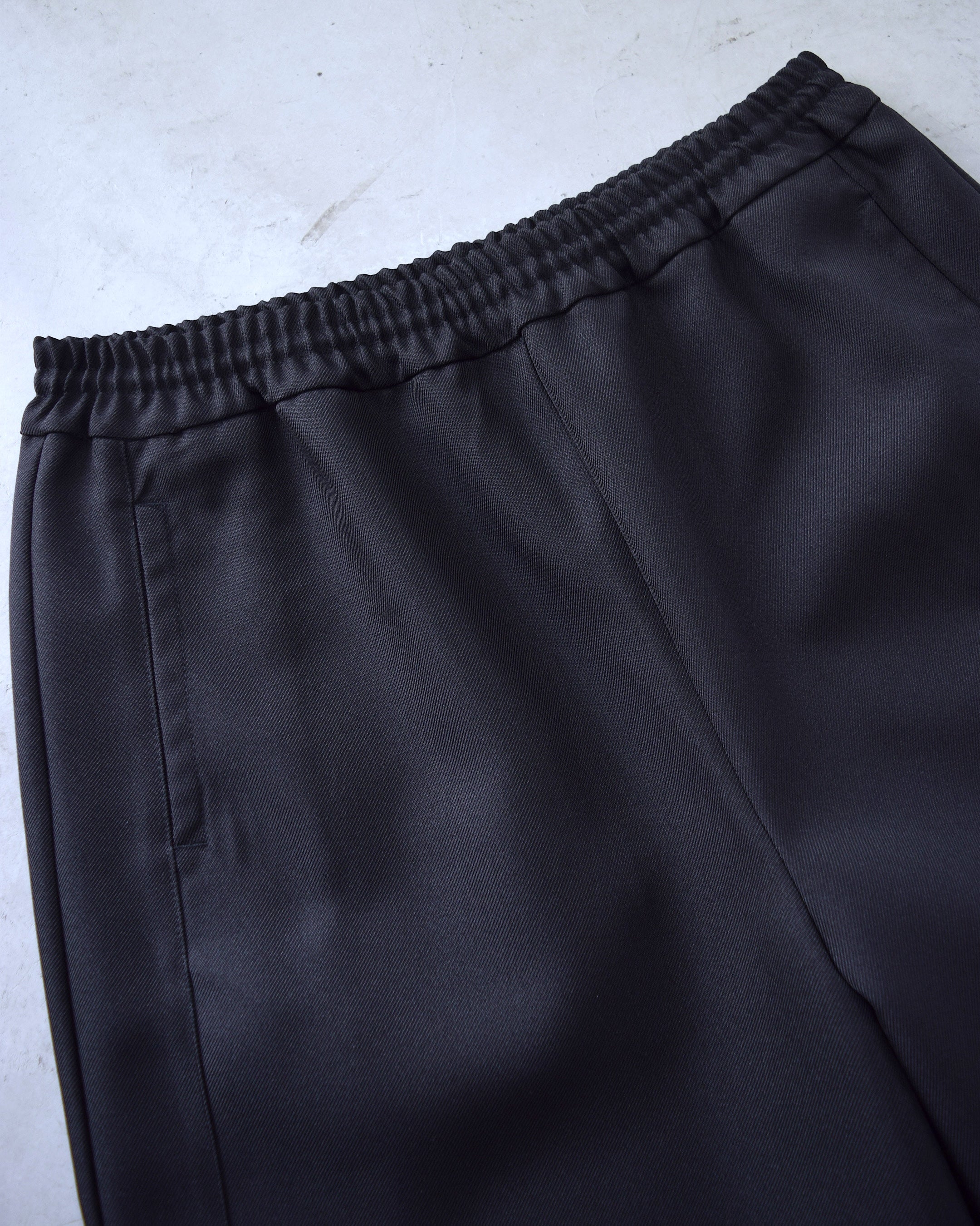 INTODUSK / BOXING TRUNKS - BLACK